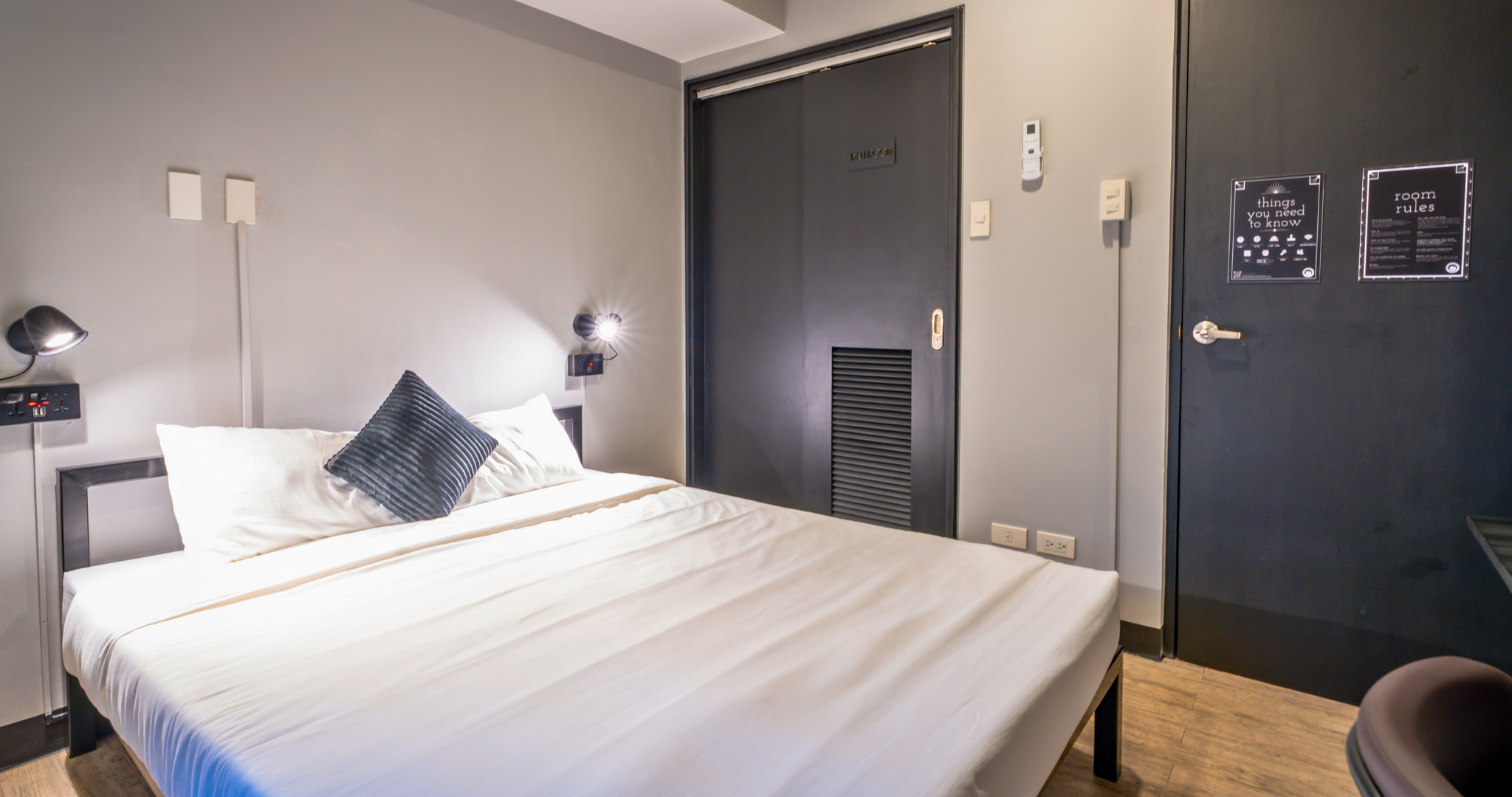 Standard - Queen Room