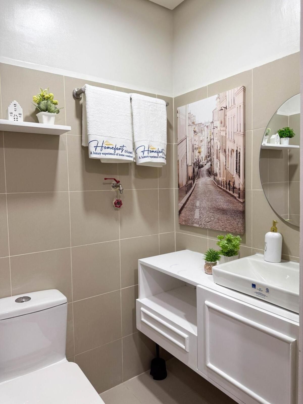 One-Bedroom Apartment