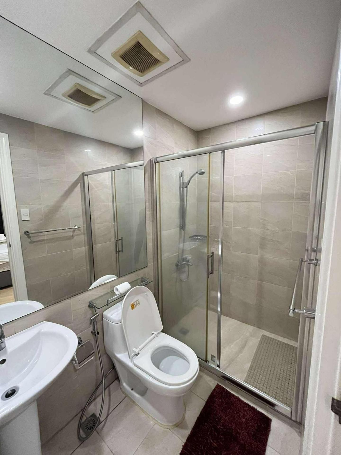 One-Bedroom Apartment with Balcony and City View