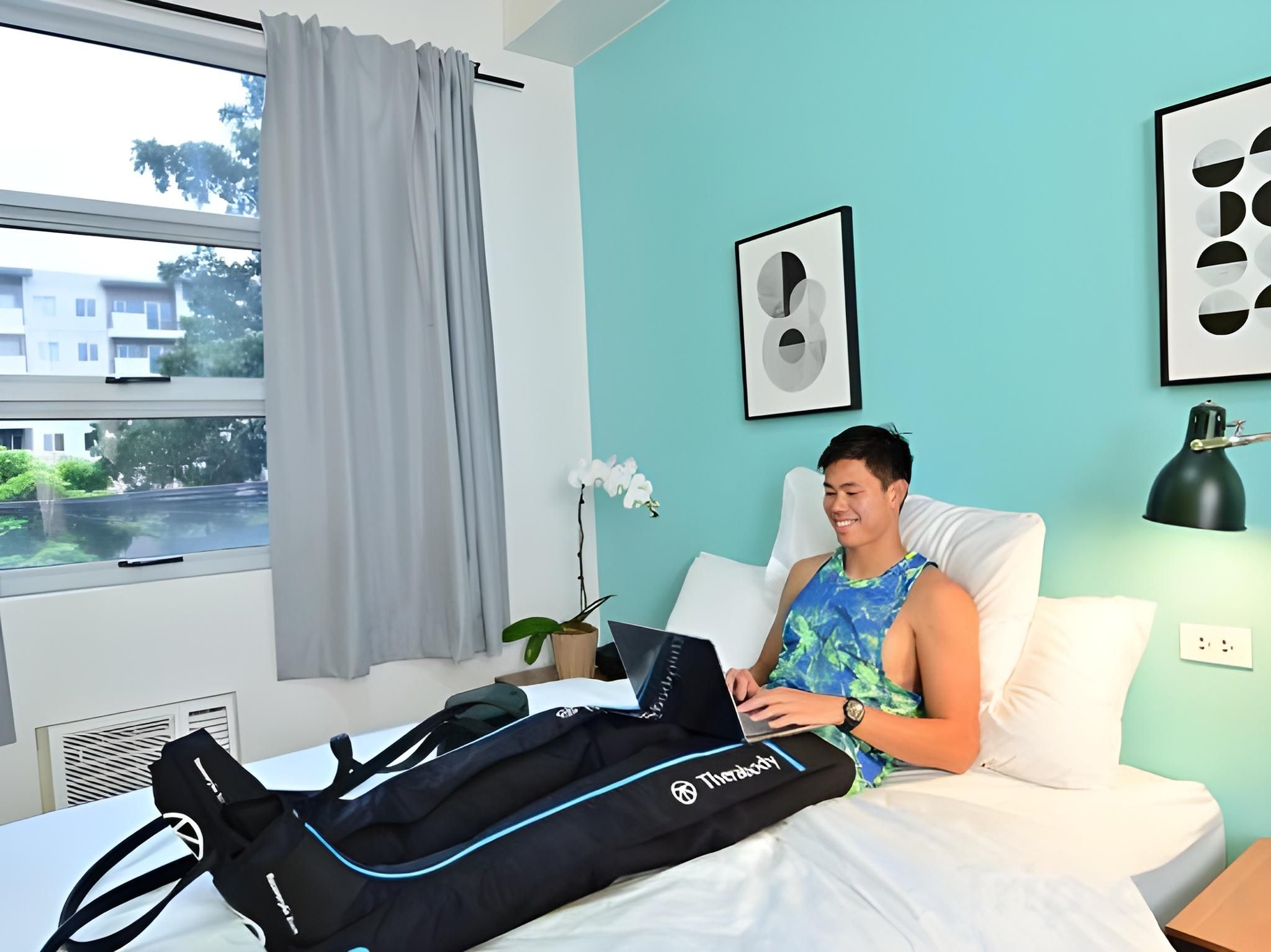 Premier Studio Queen