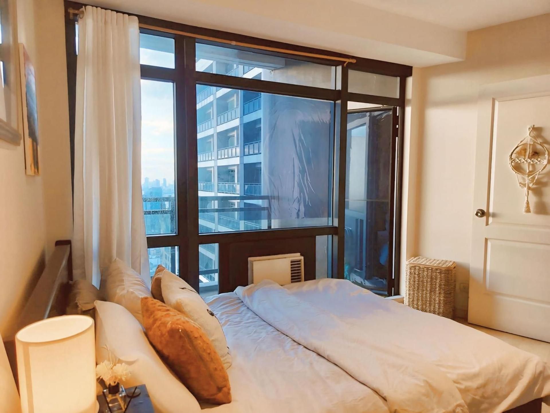 Suite with City View