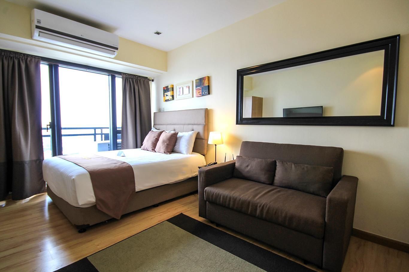 Studio Unit Standard