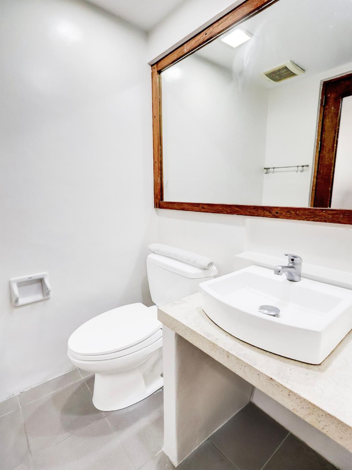 Collection O VIP Suites, Near PNR Pasay Evangelista, Makati Manila Superior Double 3