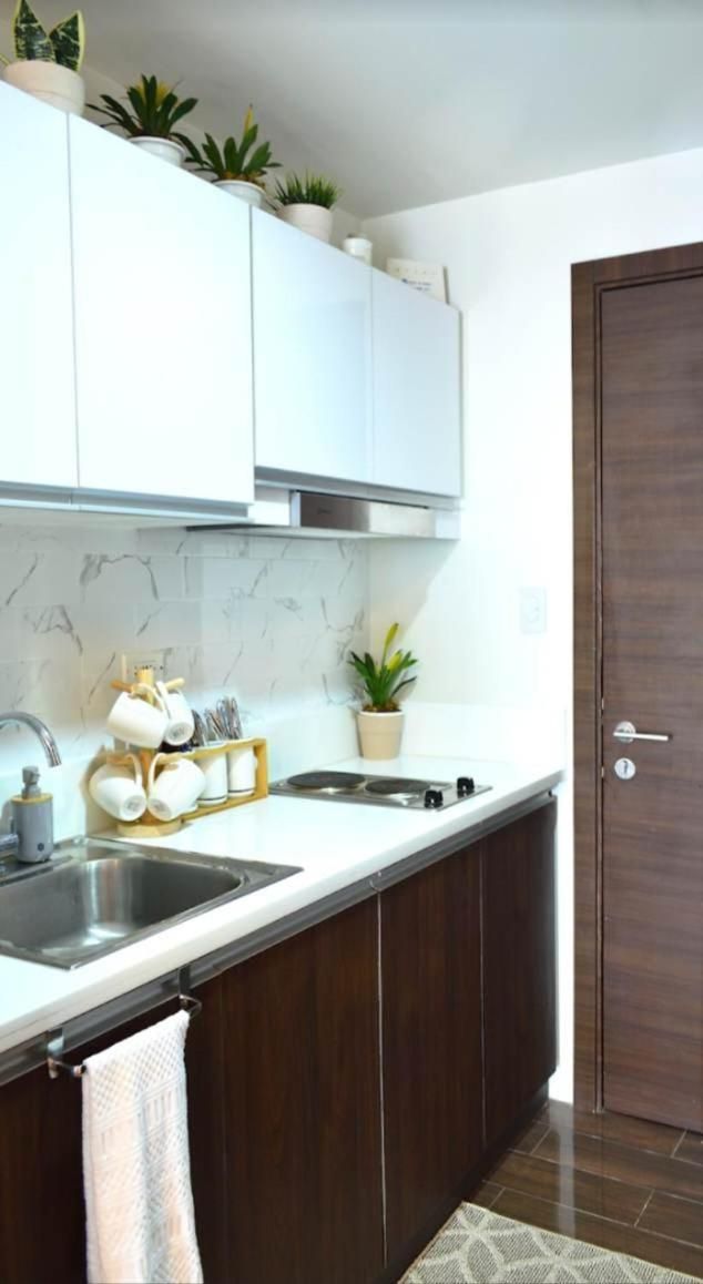 Apartment with City View