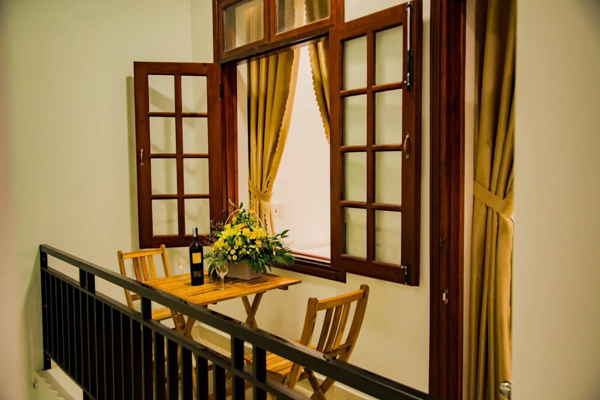 King Room with Balcony