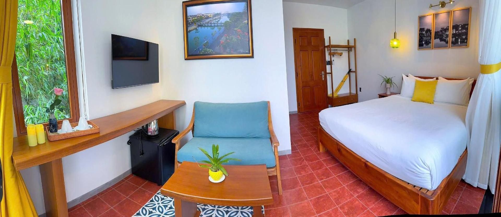 Deluxe Double Room with Balcony