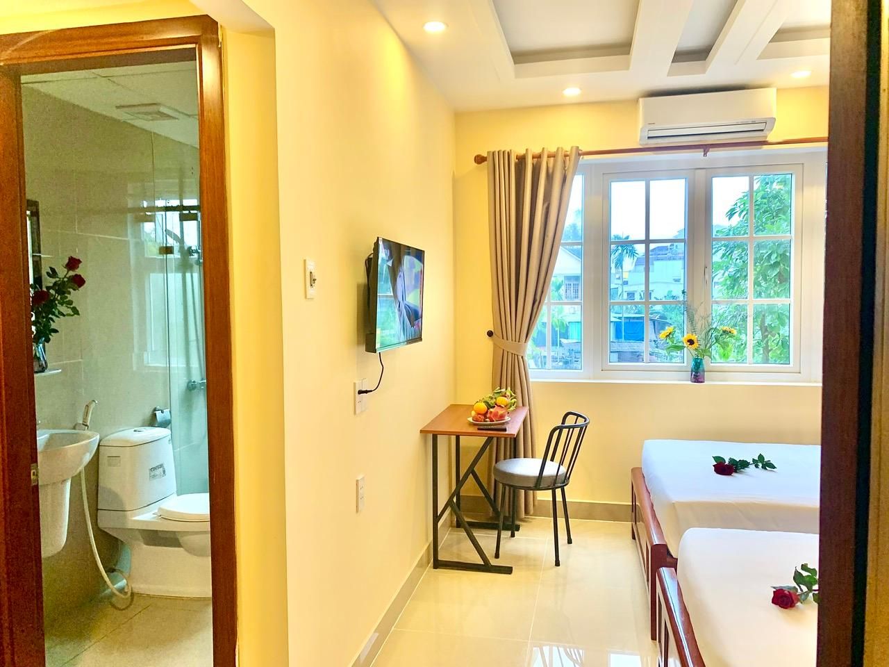 Aman Riverside Hotel Deluxe City View 3