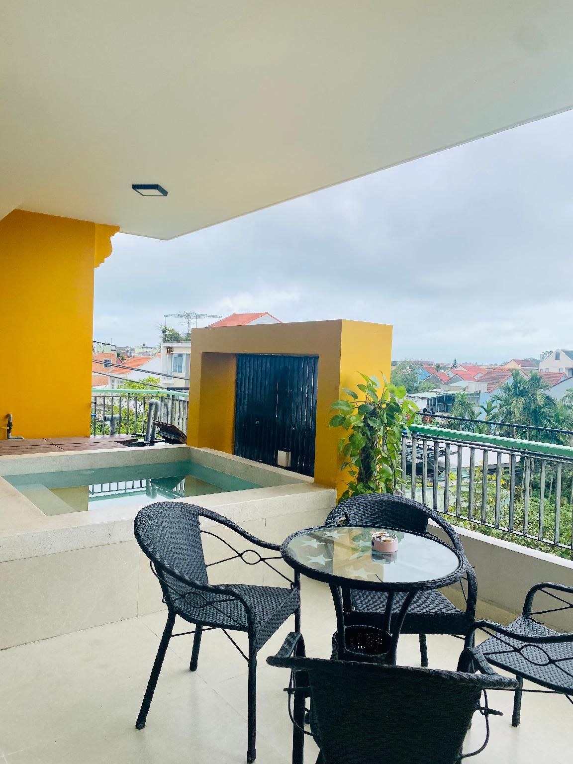Family Sky Suite