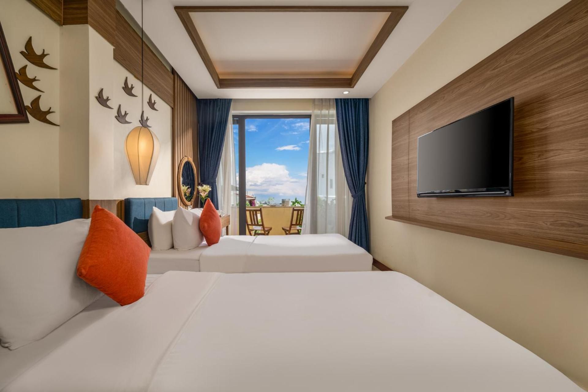 Deluxe Twin Balcony