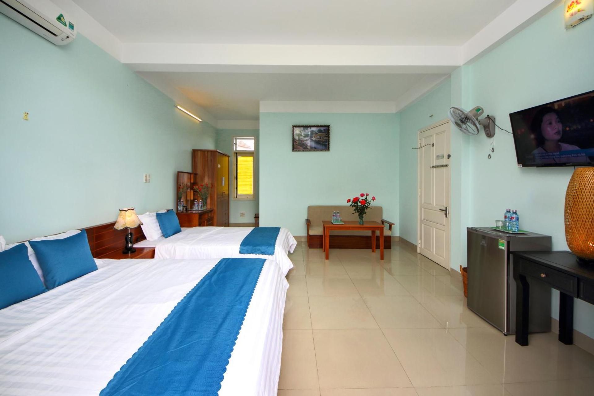 Triple Room with Balcony