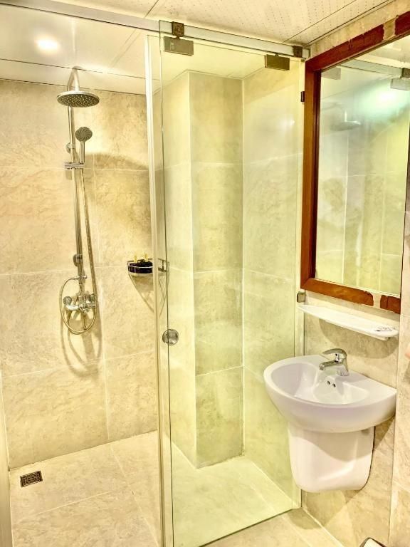 Deluxe Double Room with Shower