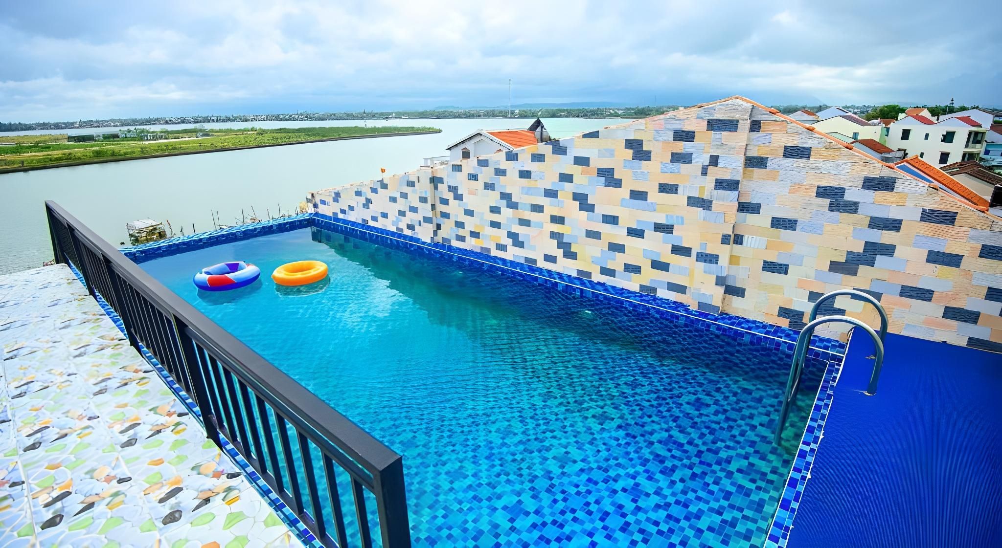 c6da3d61f1bc1140a9d4999c8c30792f