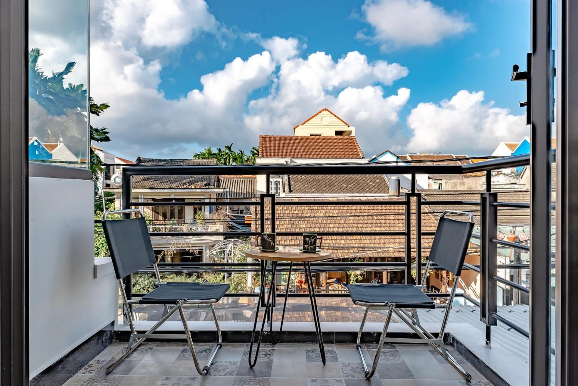 Deluxe Room with Balcony