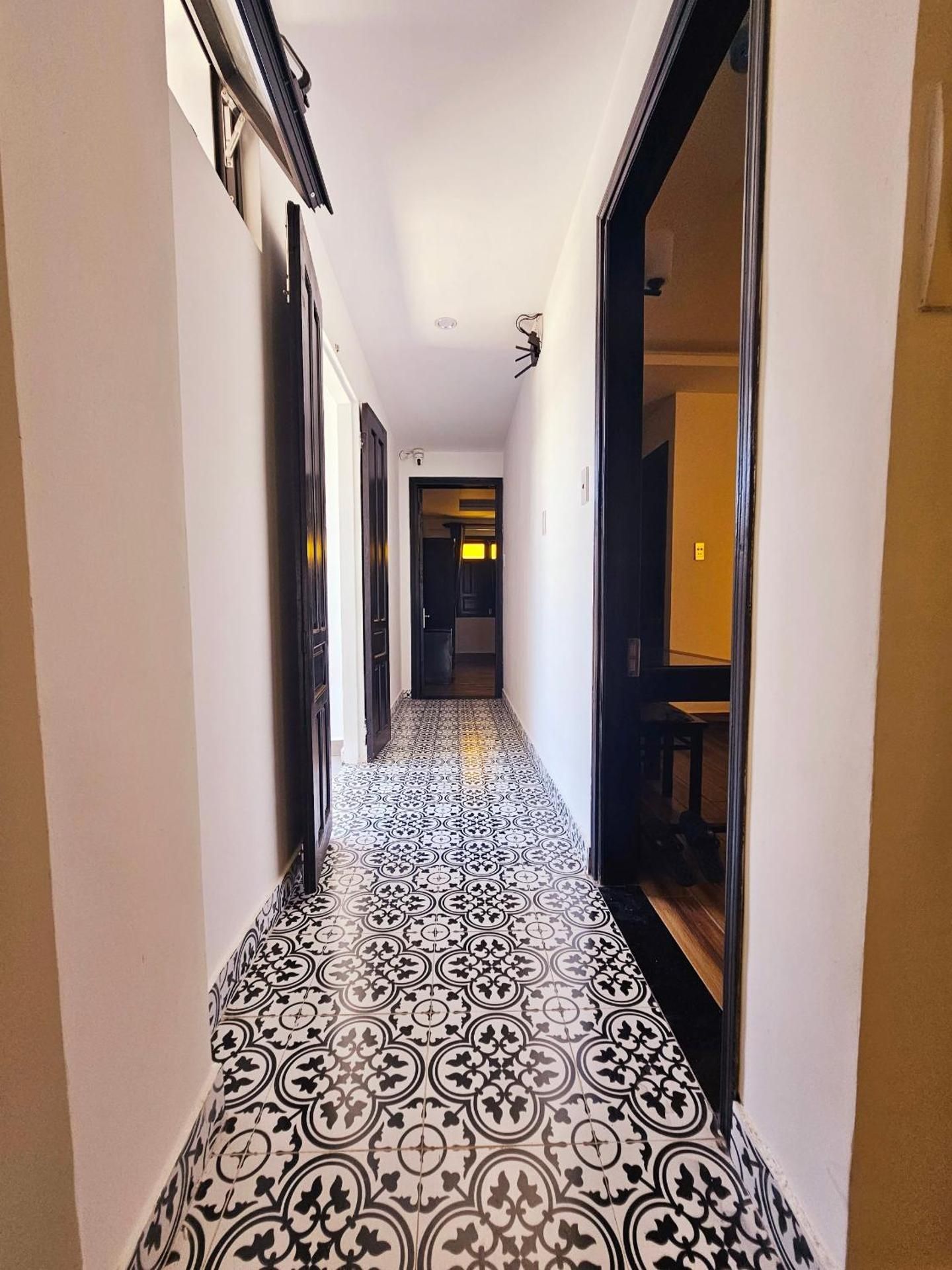 shared lounge/tv area