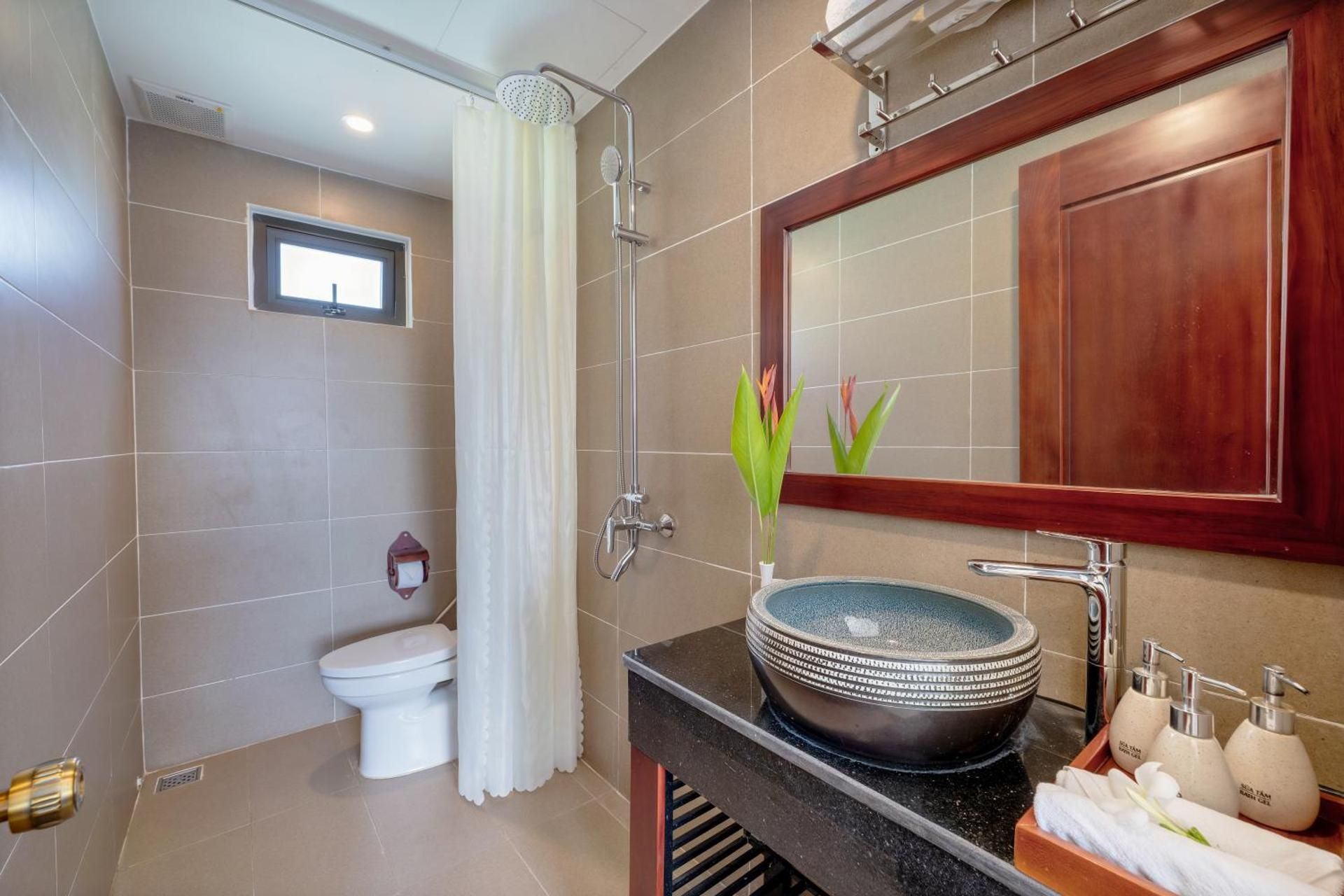 Deluxe River View Twin Room