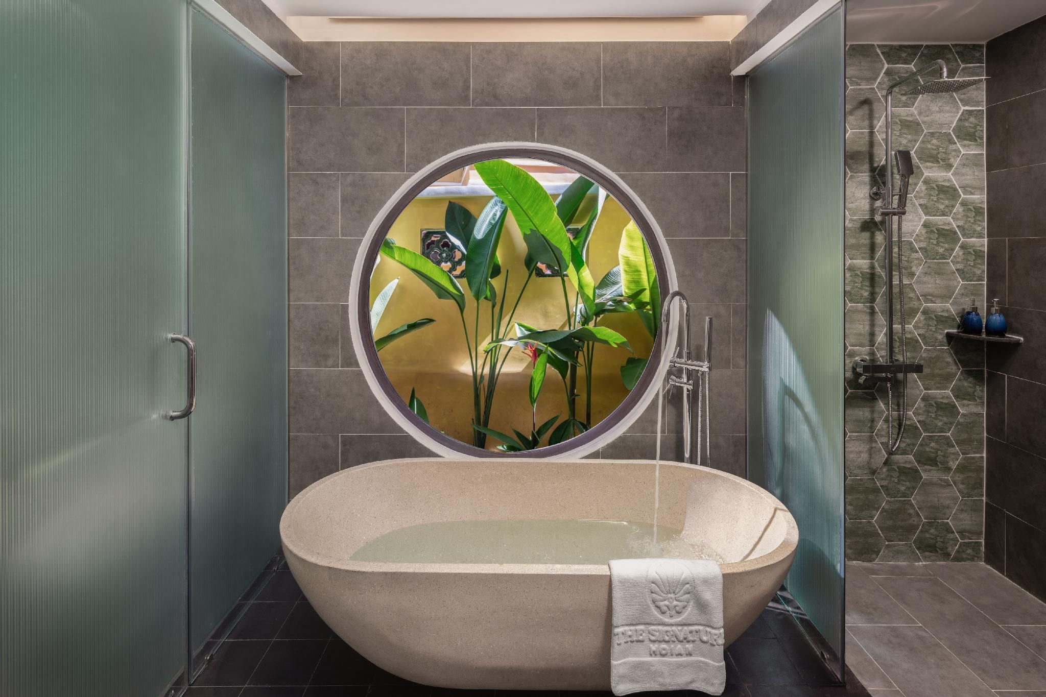 Family Charming Room