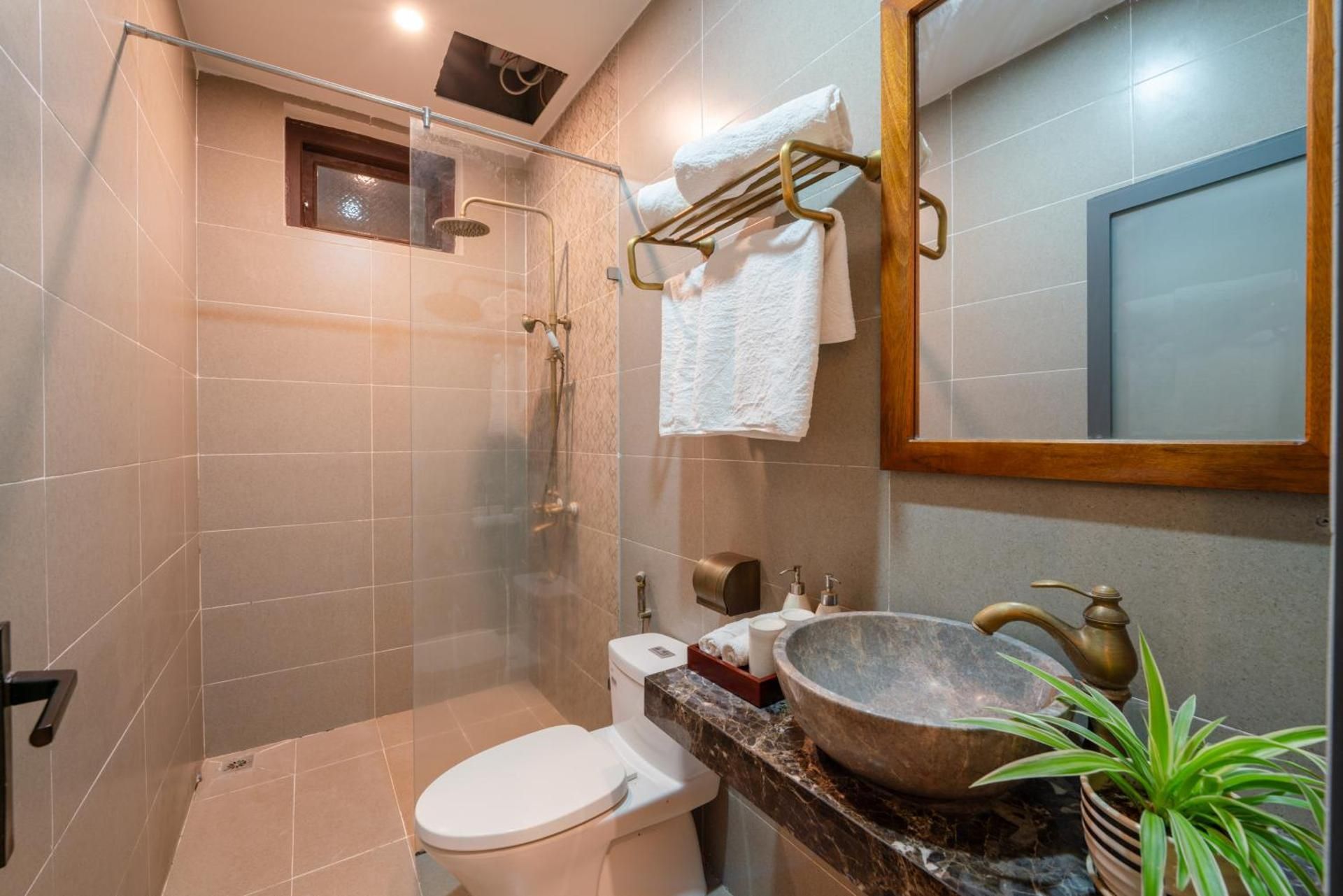 King Room with Pool View