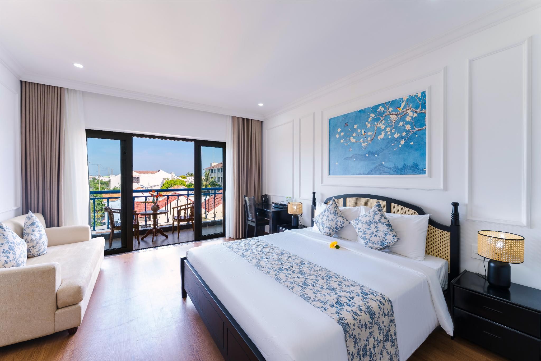 Premier Room with Bathtub