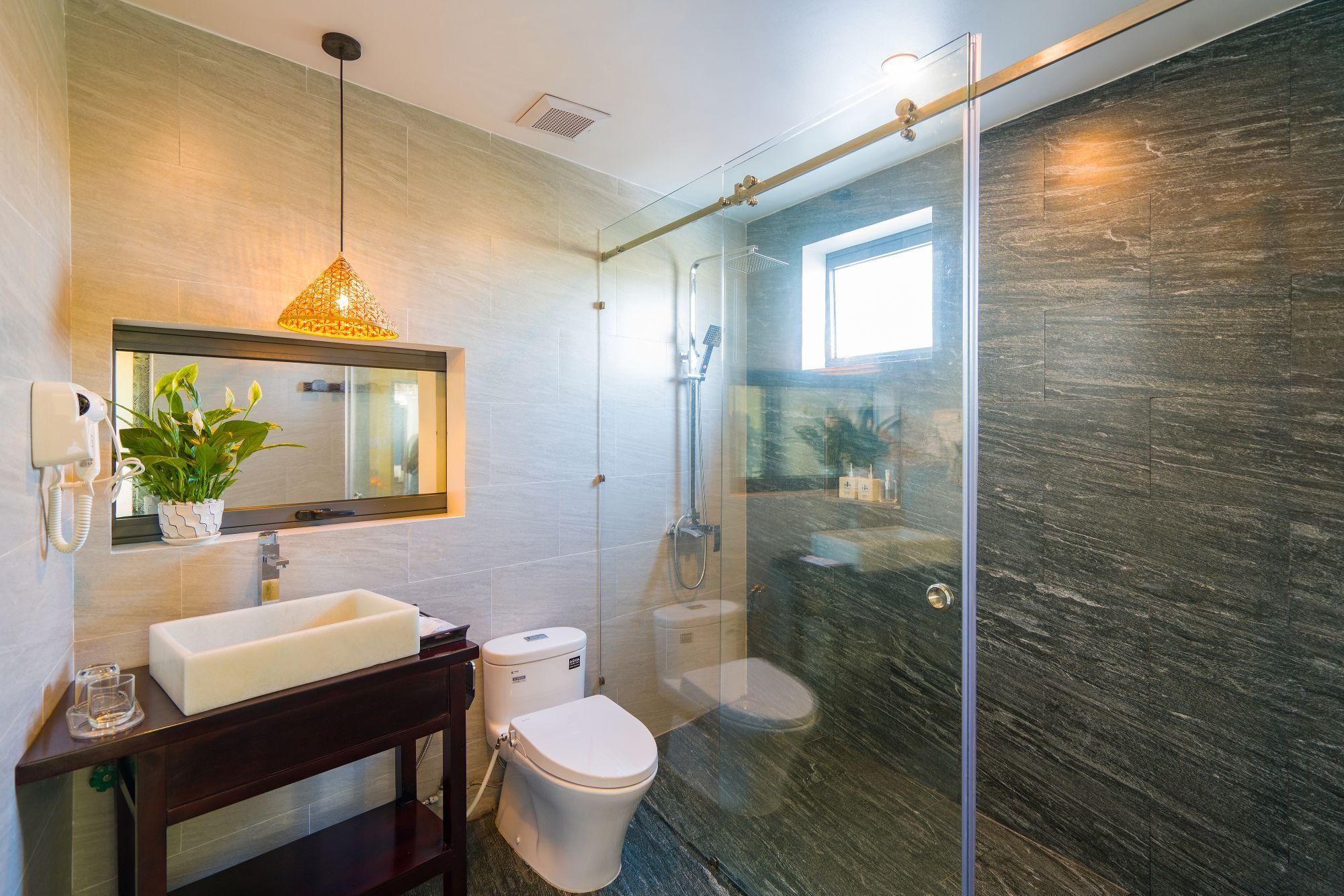 Deluxe Double Room With Window