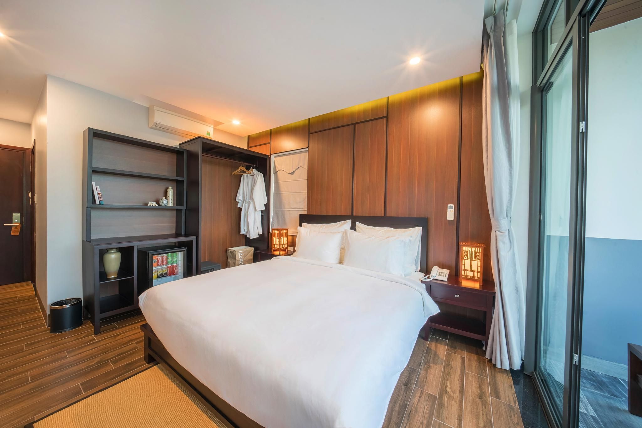 Double Room with Pool View