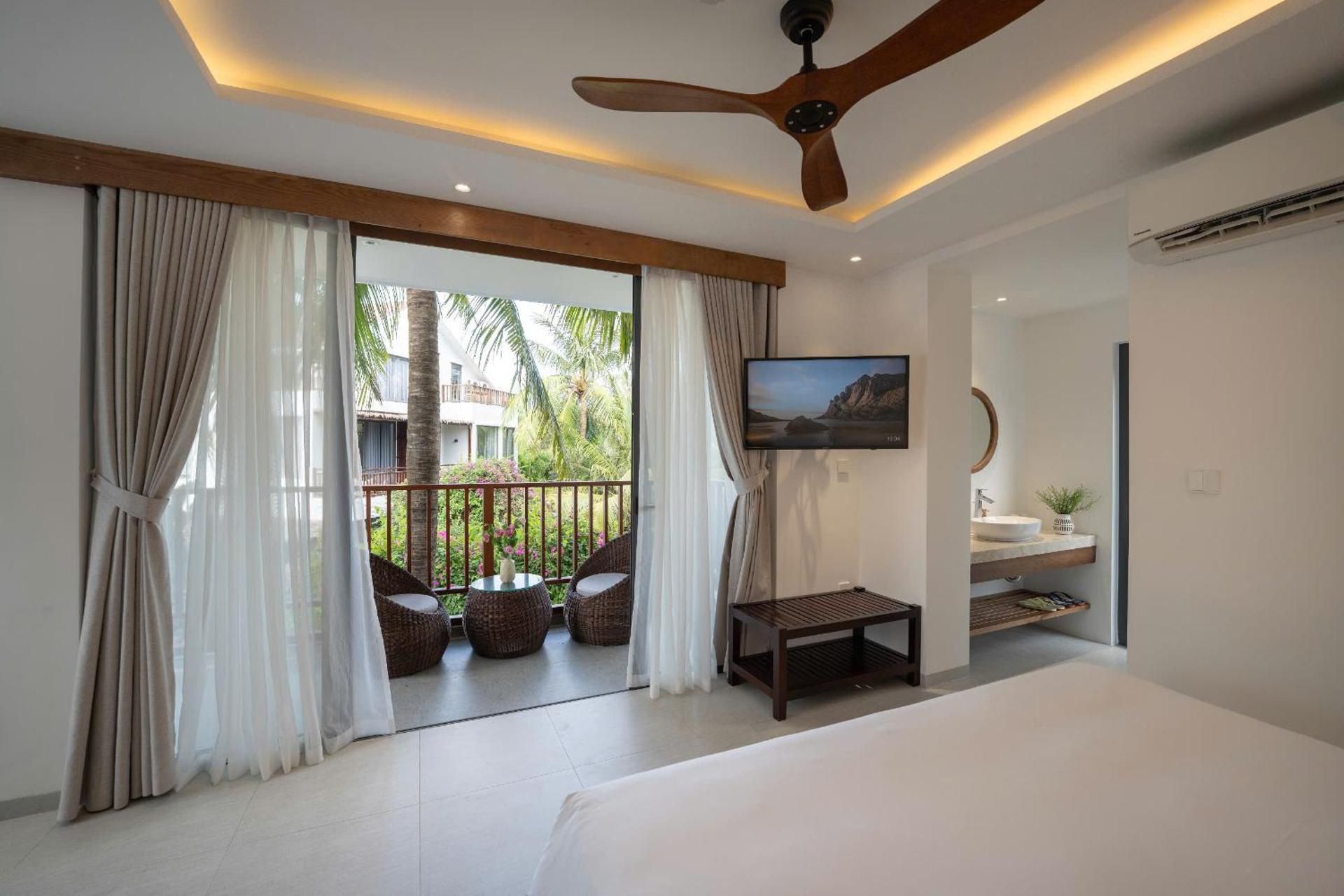 Junior Suite With Private Pool