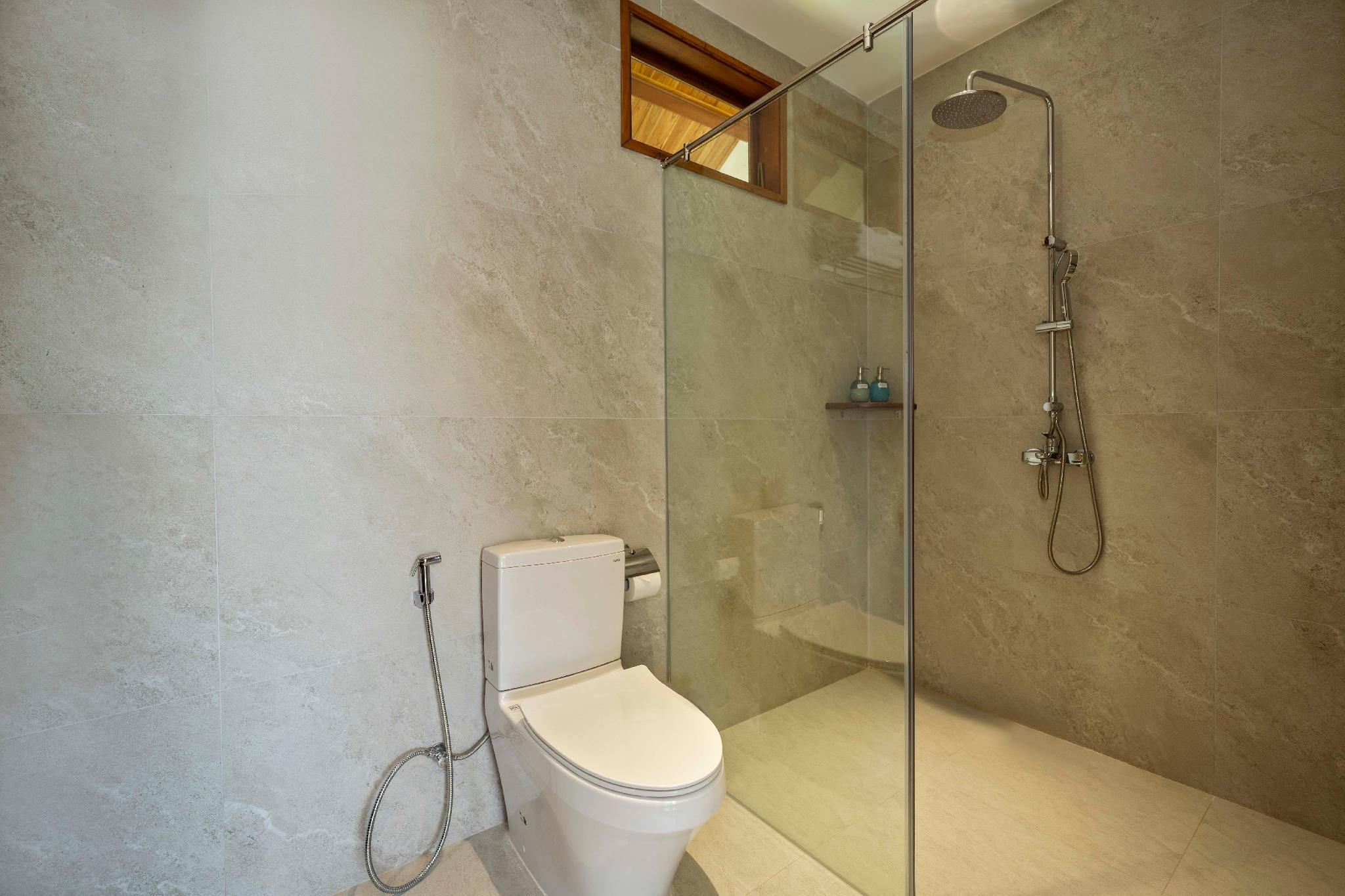 Private Pool Suite