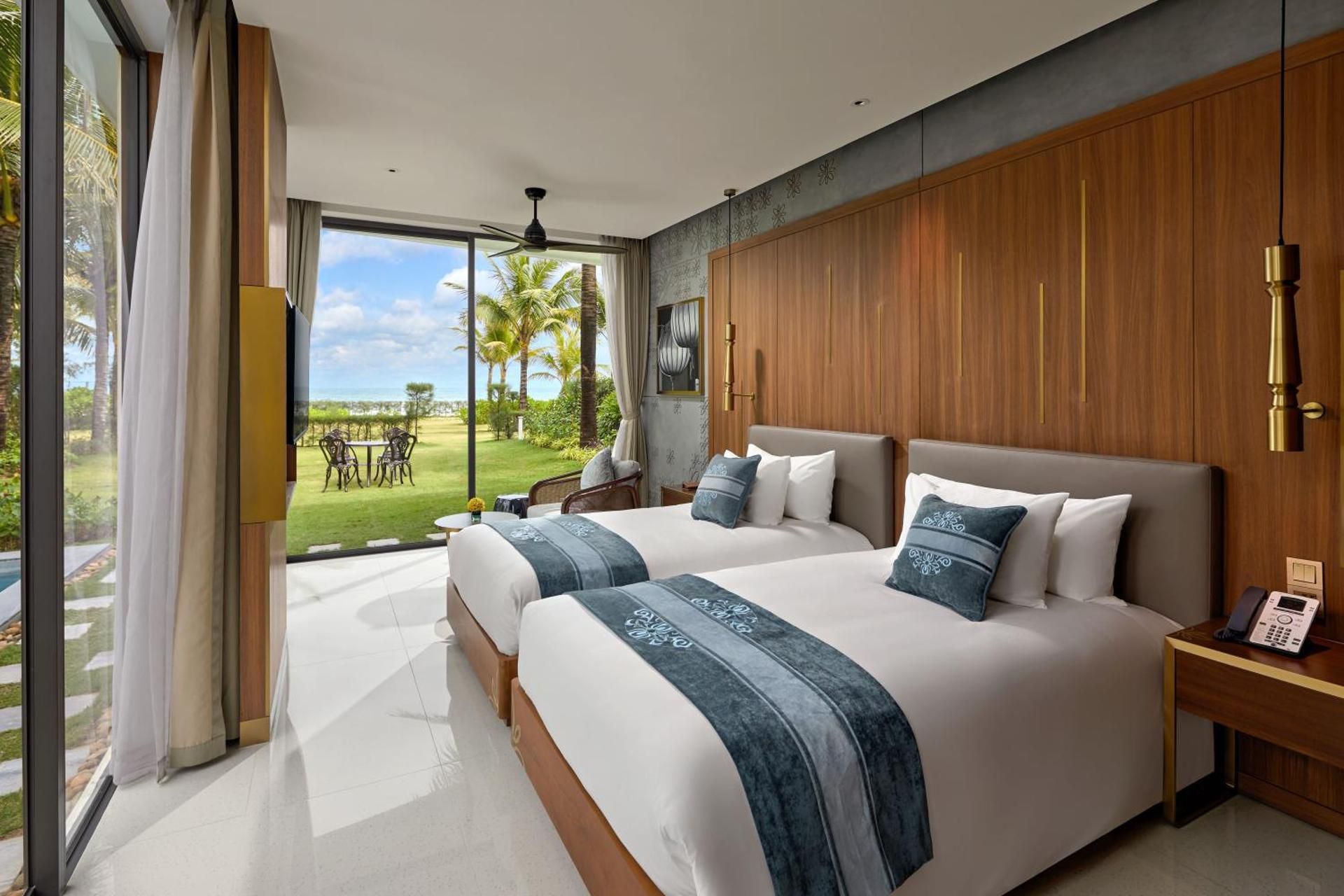 Two-Bedroom Beachfront Pool Villa