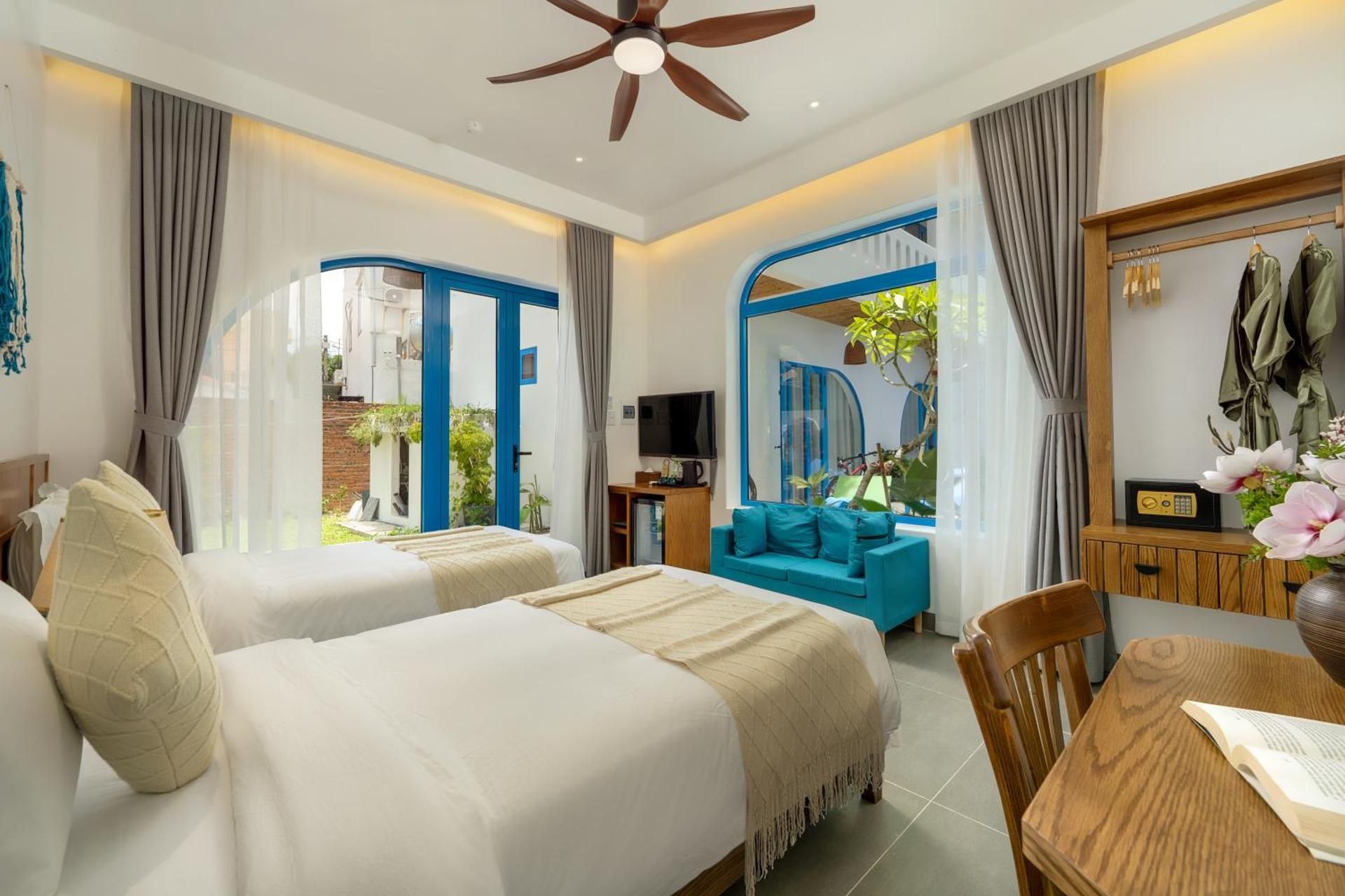 Double or Twin Room with Garden View