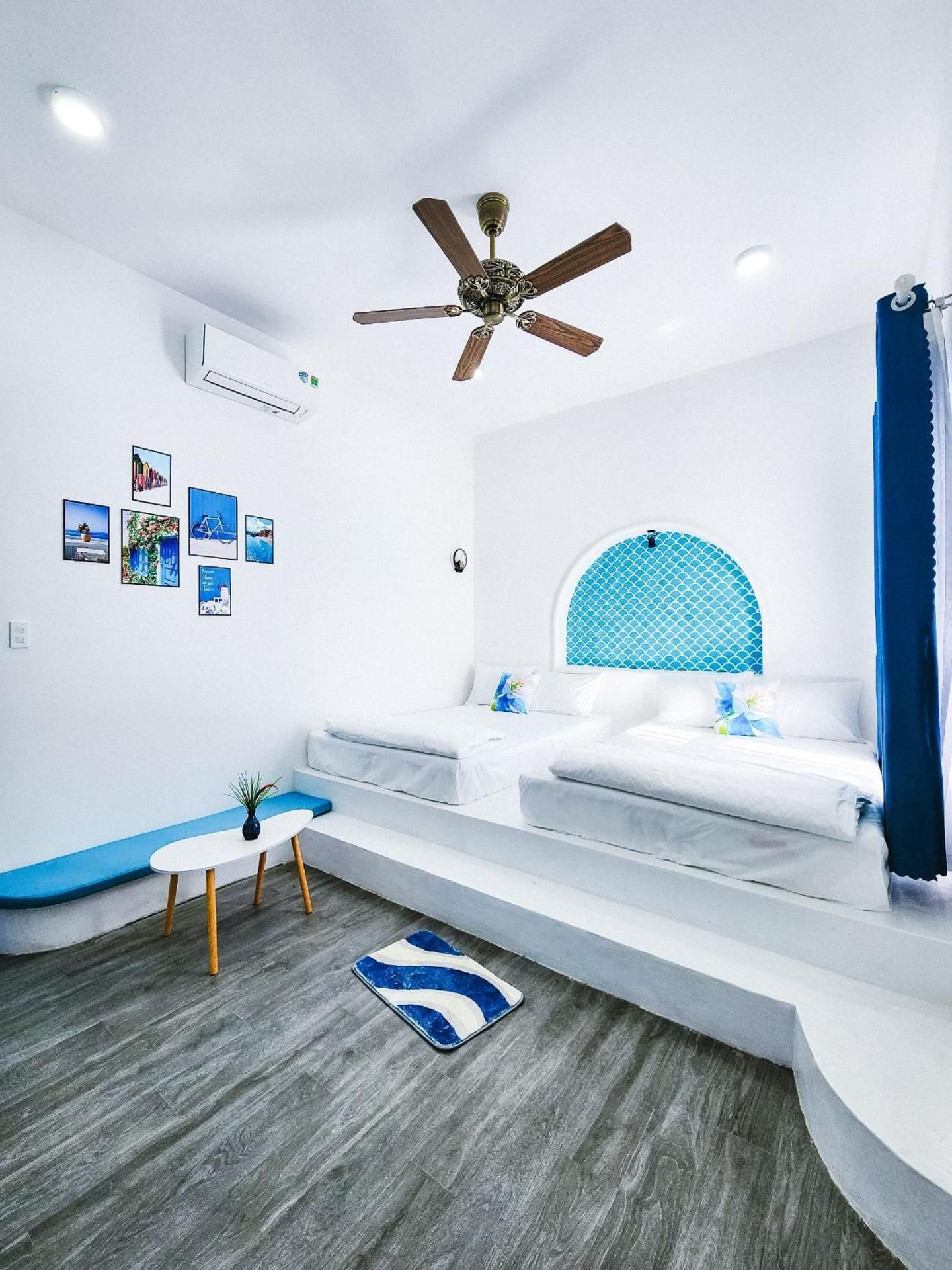 Superior Double or Twin Room with Pool View