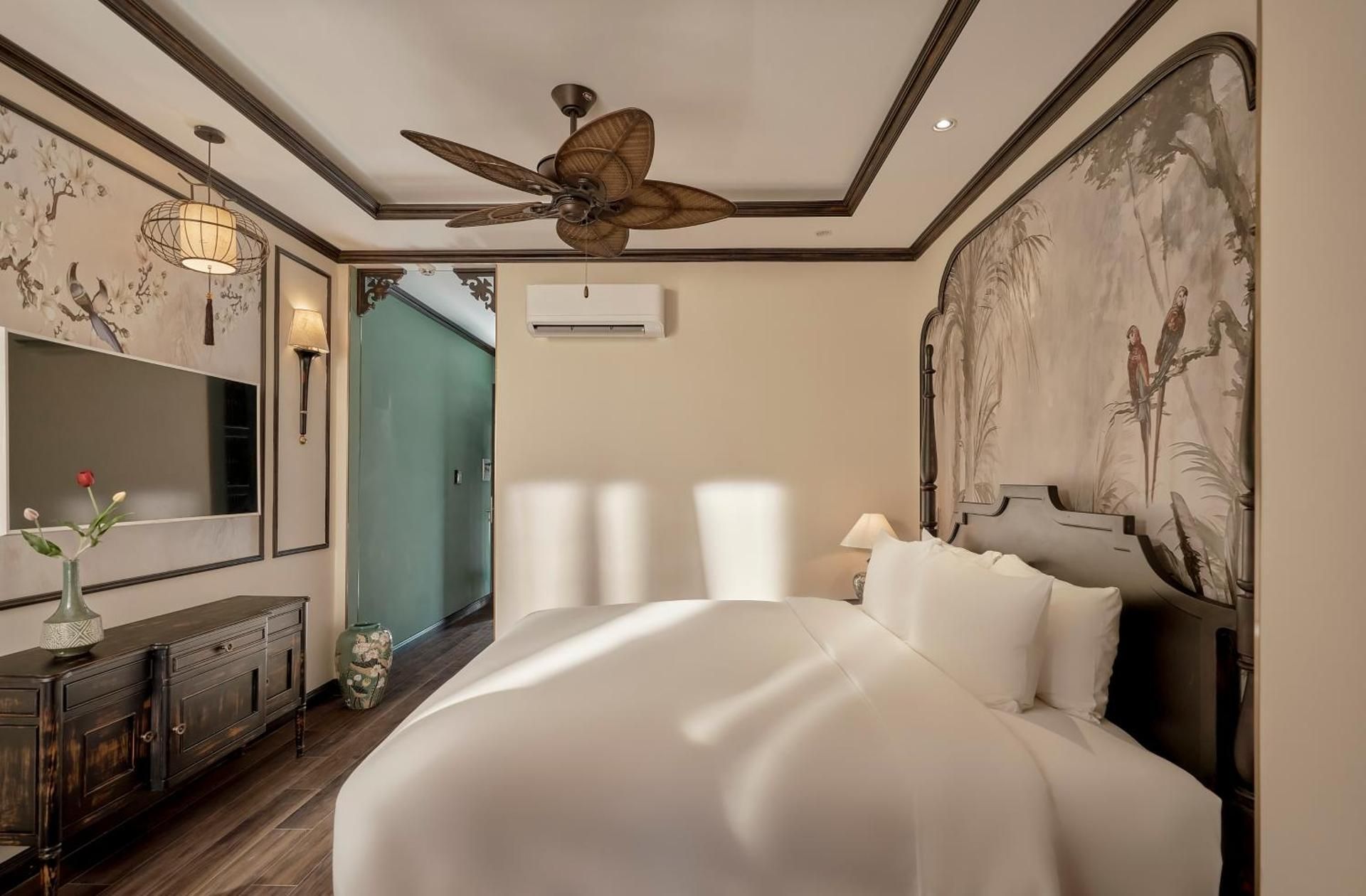 Superior Double Indochine