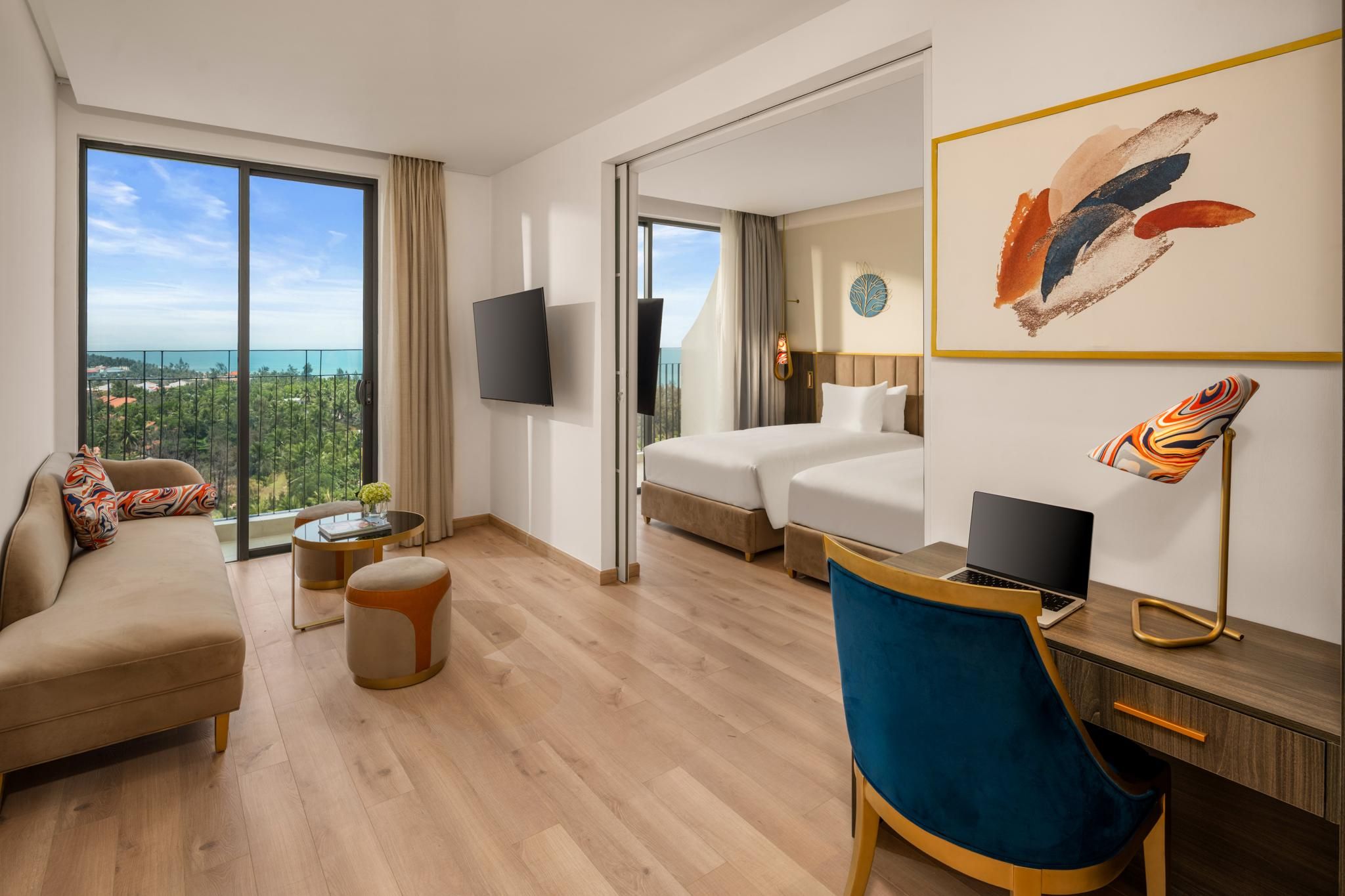 Oceanview 2-Bedroom Luxury Suite