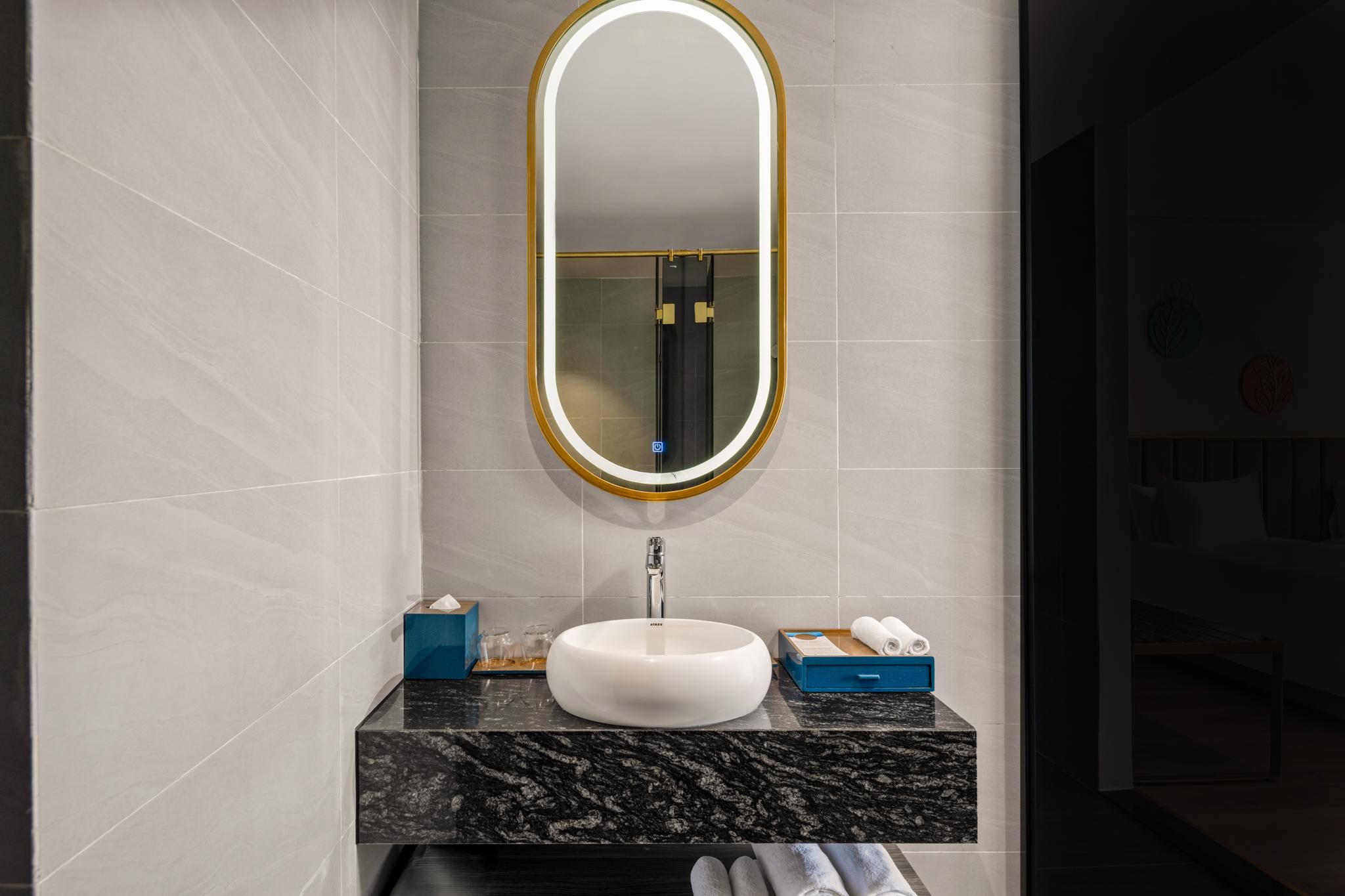 Oceanview 2-Bedroom Luxury Suite