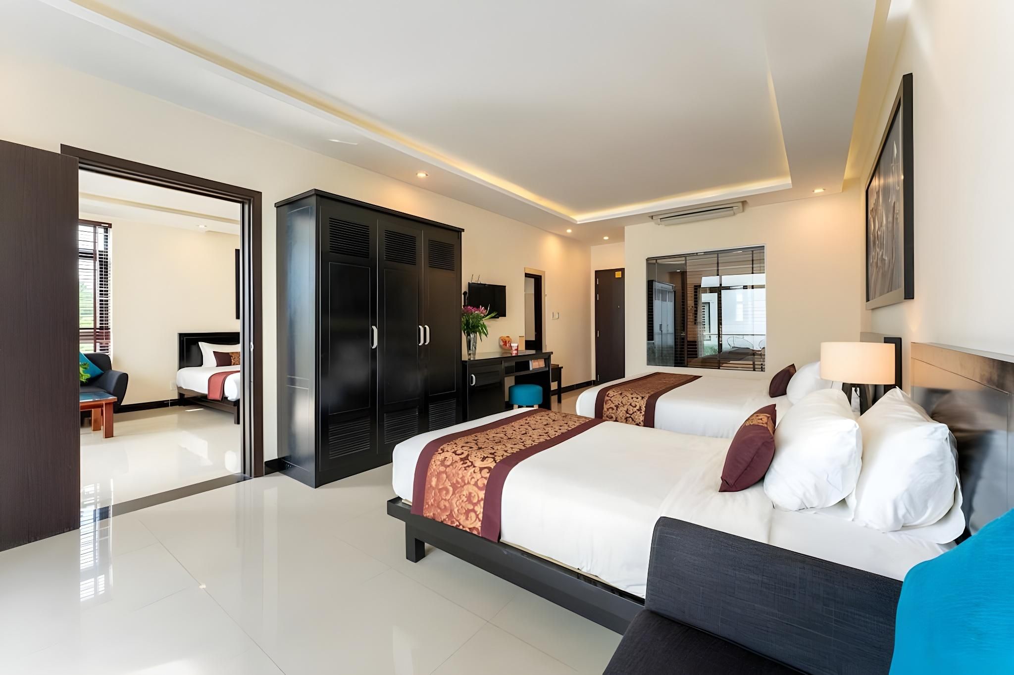 Family Connecting Rooms