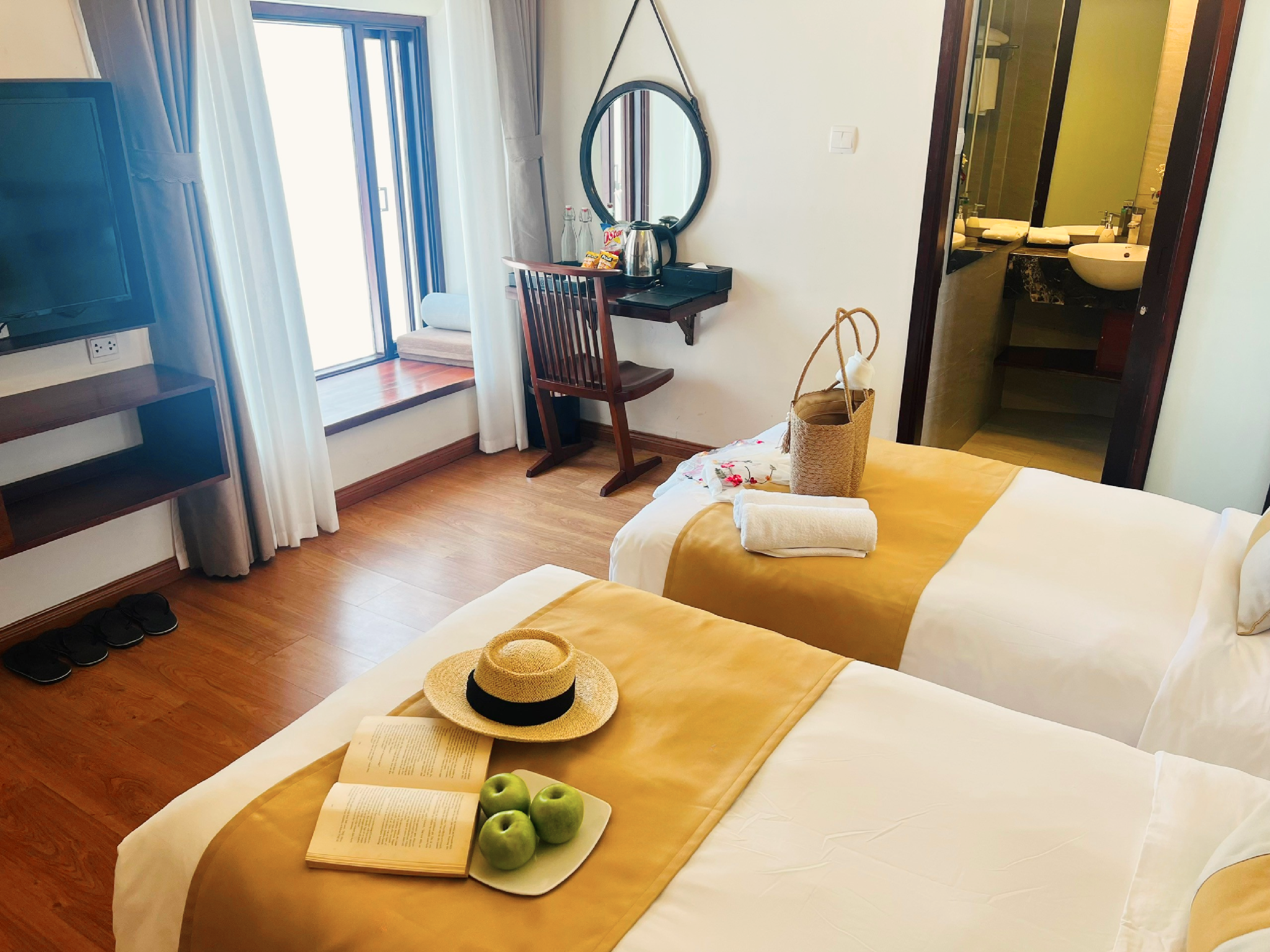 Deluxe Twin Garden View