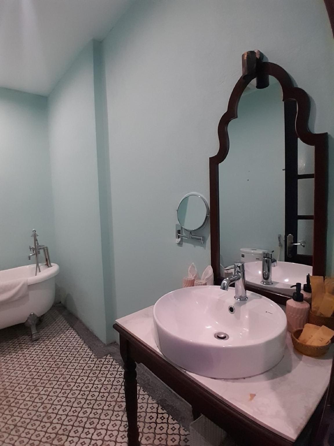 Premium Room with Pool Access