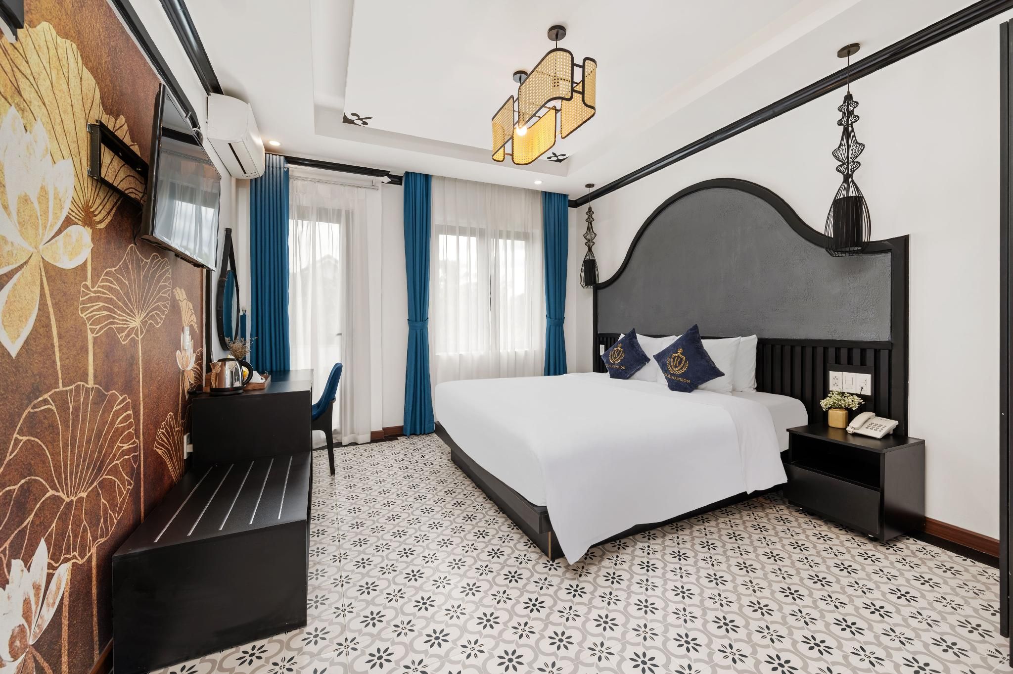 Deluxe Plus Double with Garden View