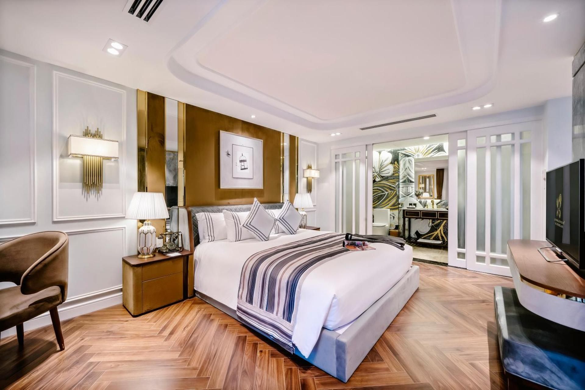 King Suite