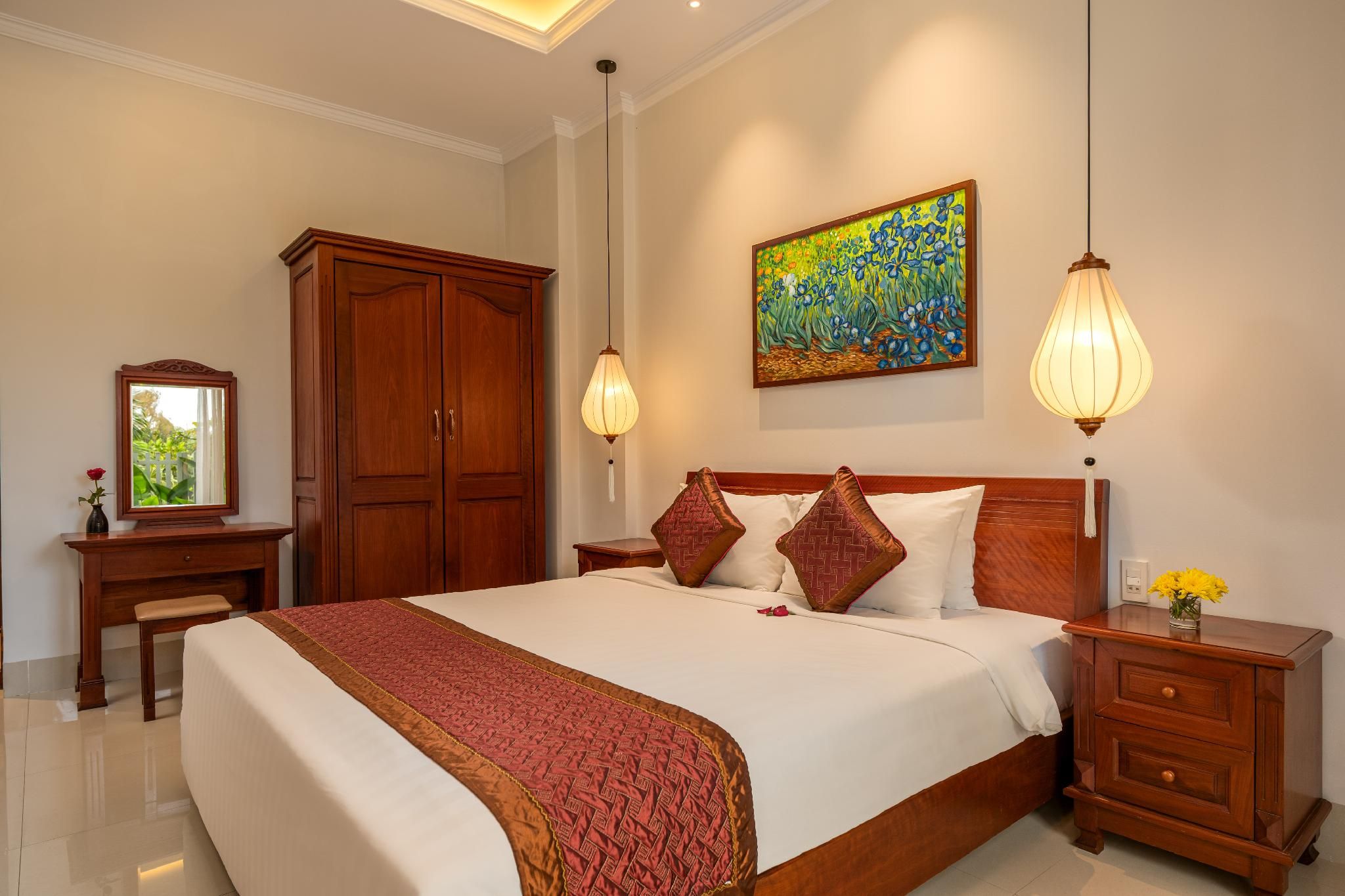 Deluxe Double Room with Garden Access