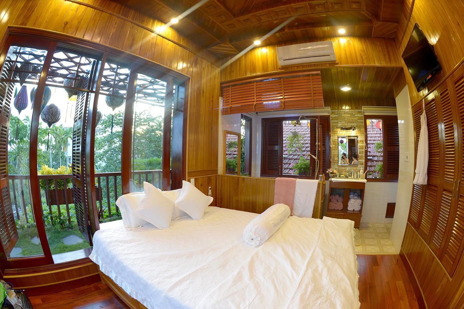Superior Bungalow
