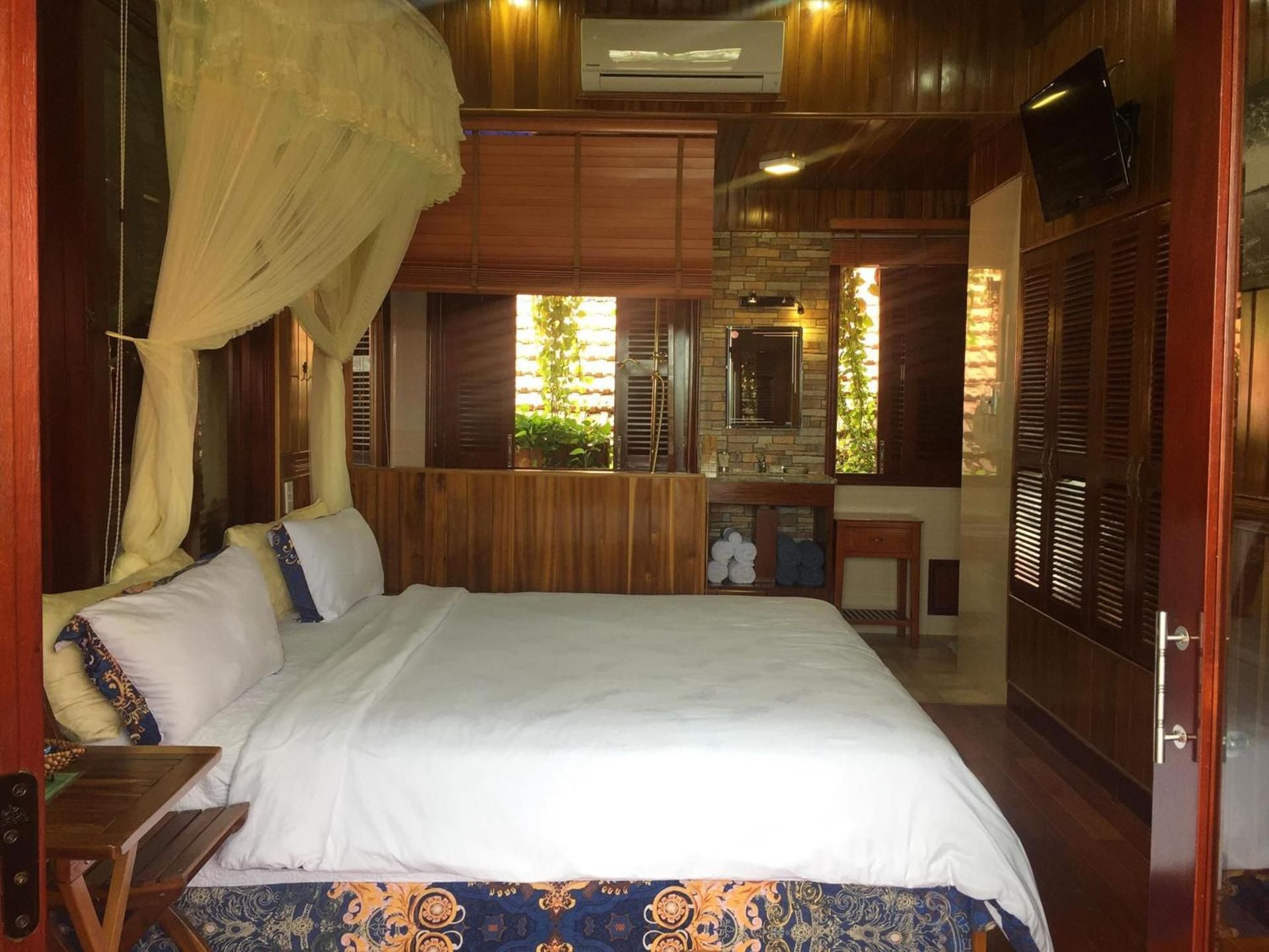 Superior Single Room