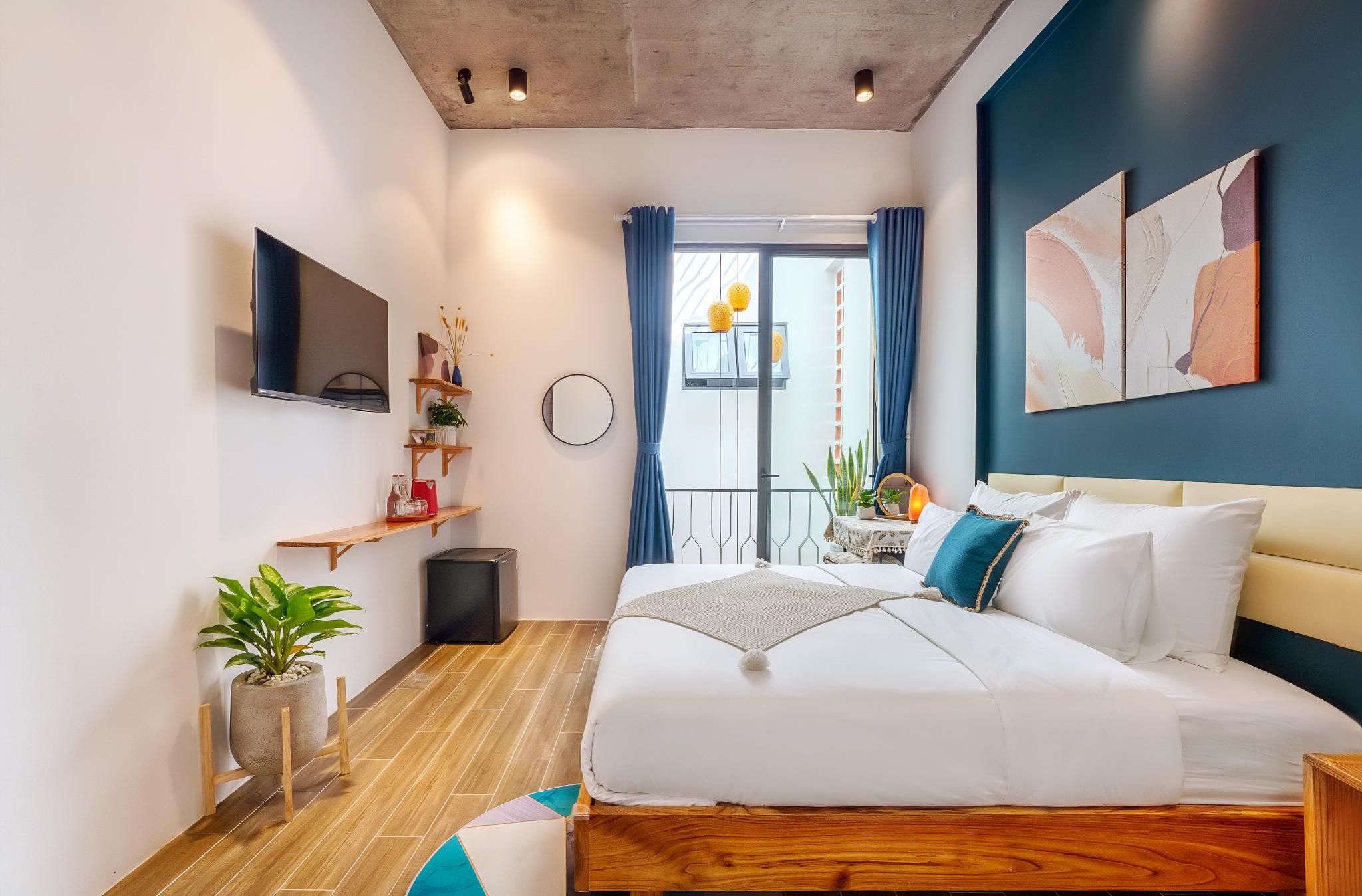 Hoi An Pinus Boutique Studio Balcony 2