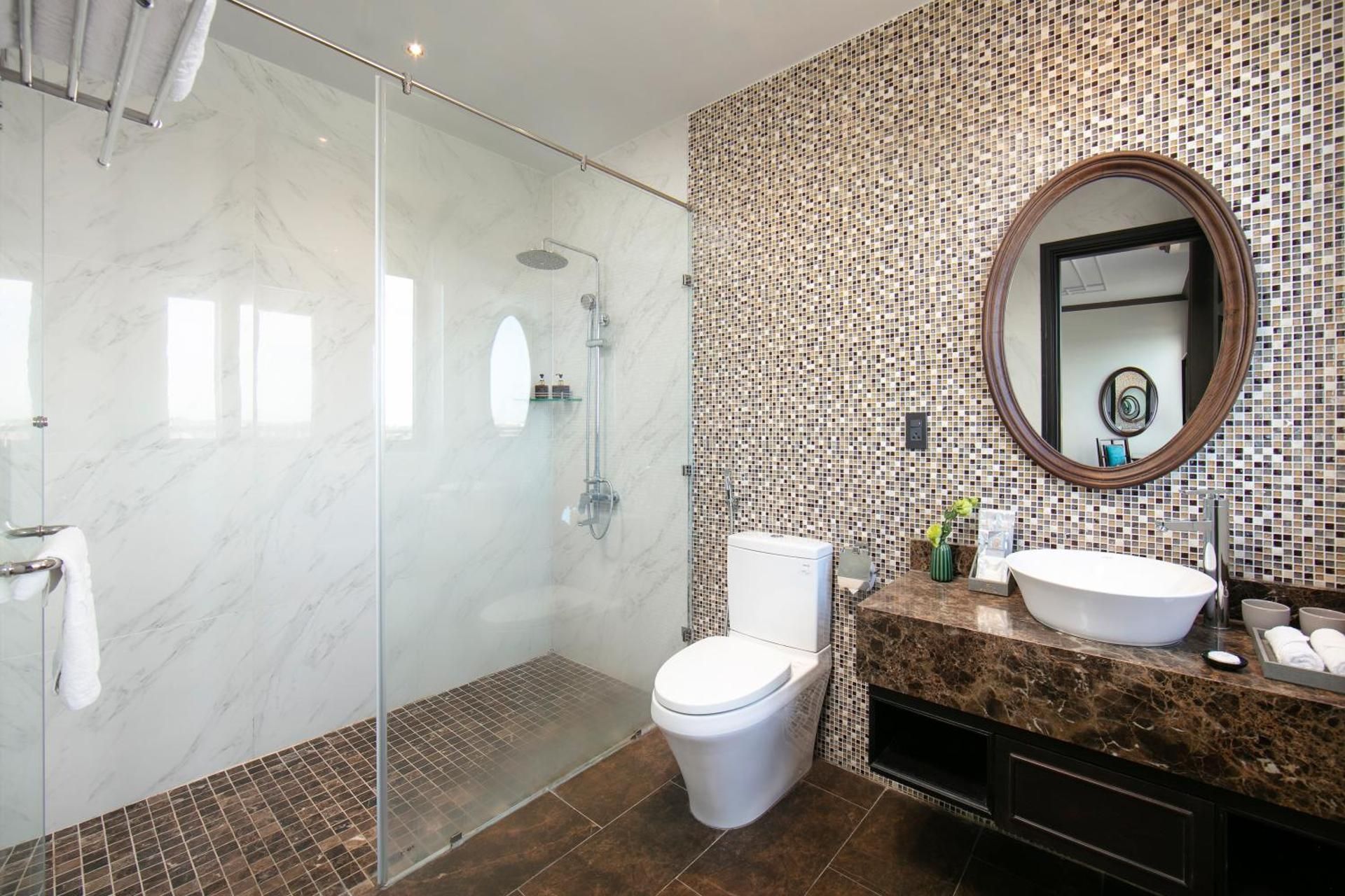 King Room with Balcony