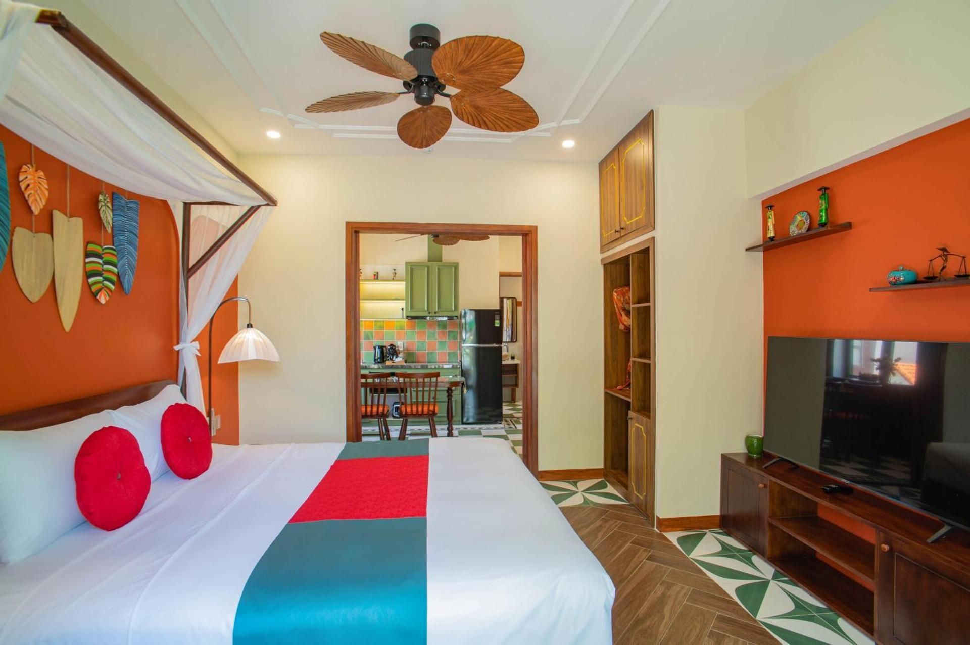 Junior Suite with Balcony