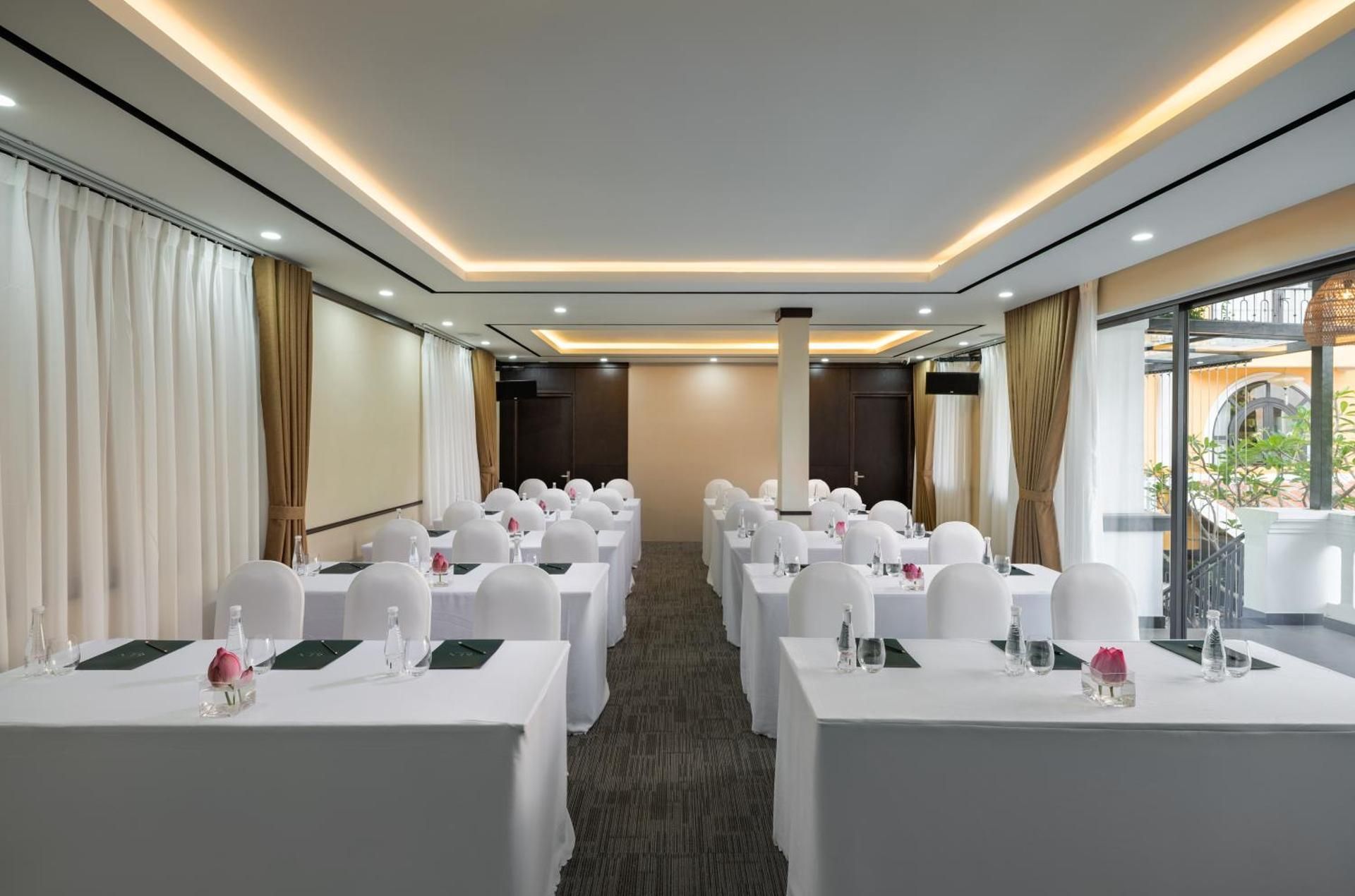 meeting room / ballrooms