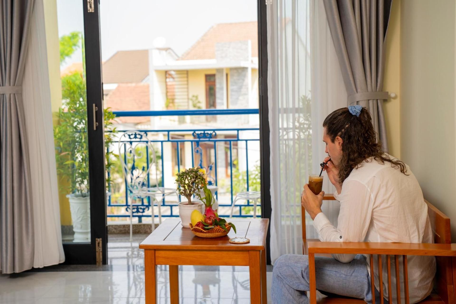 Deluxe Double or Twin with Balcony