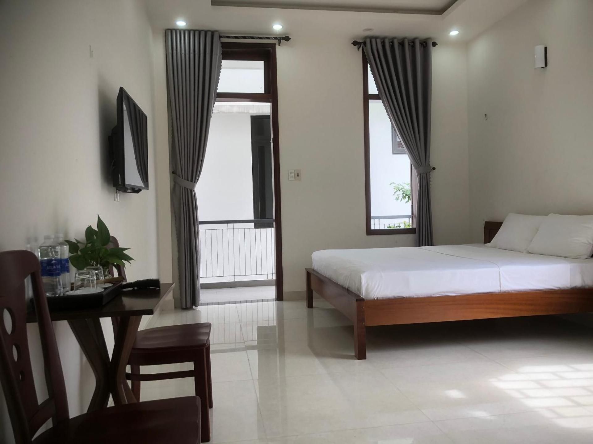 King Room with Balcony