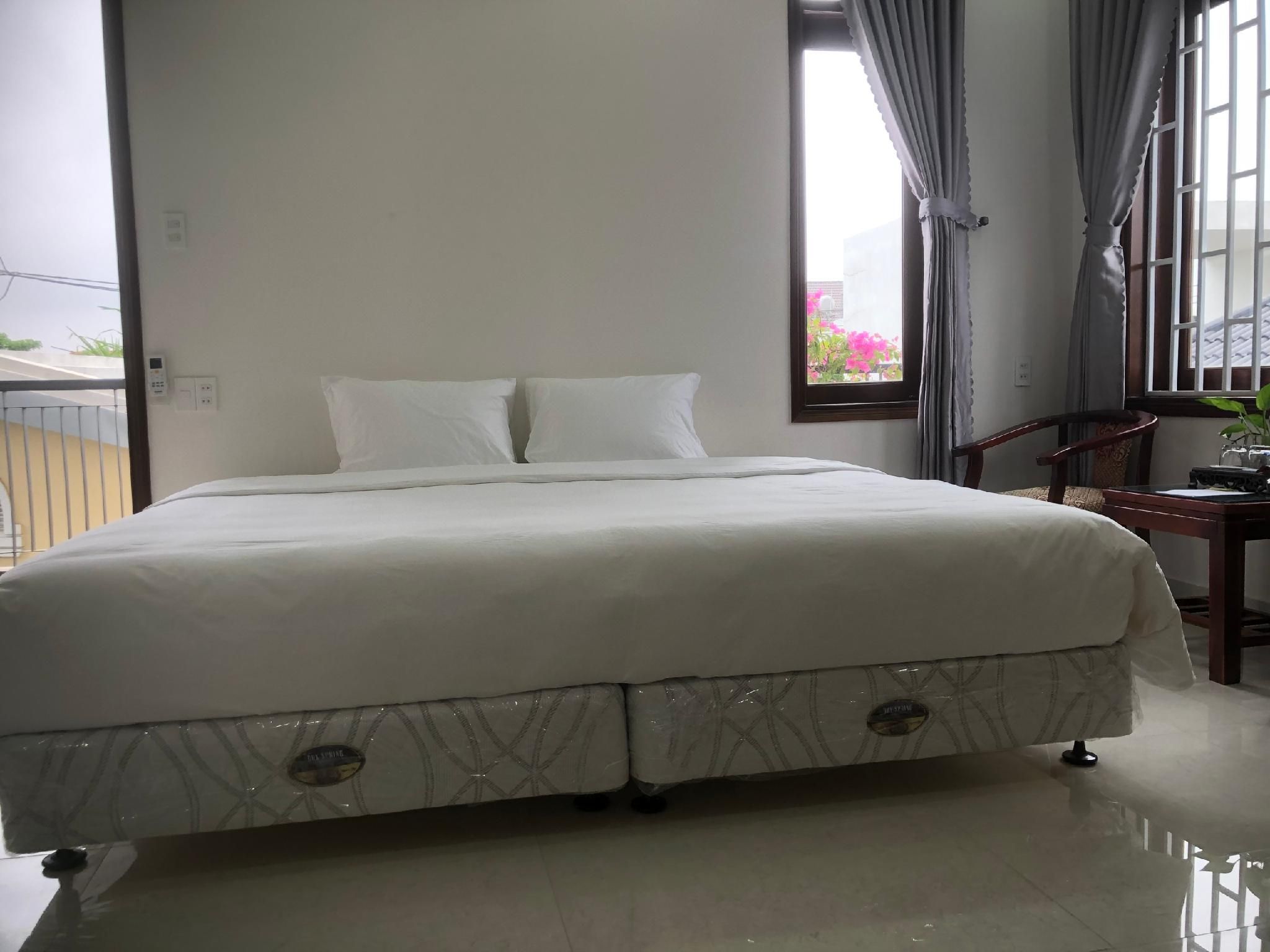 Hill View Room