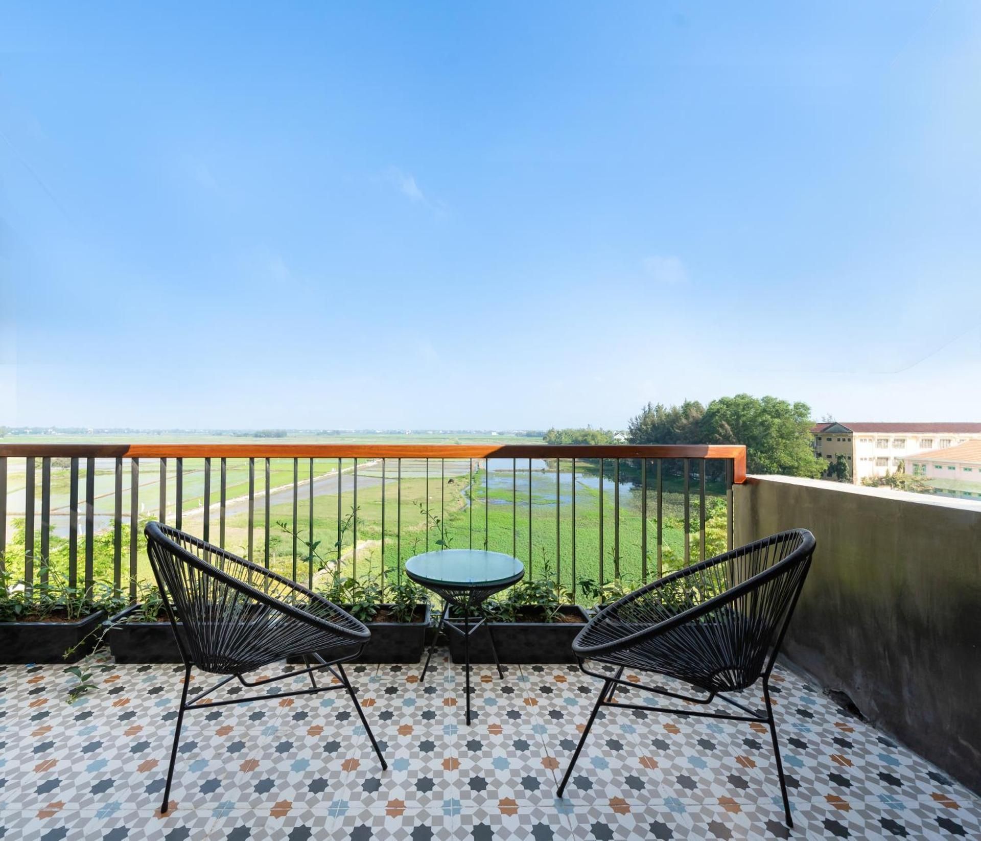 Queen Room with Balcony