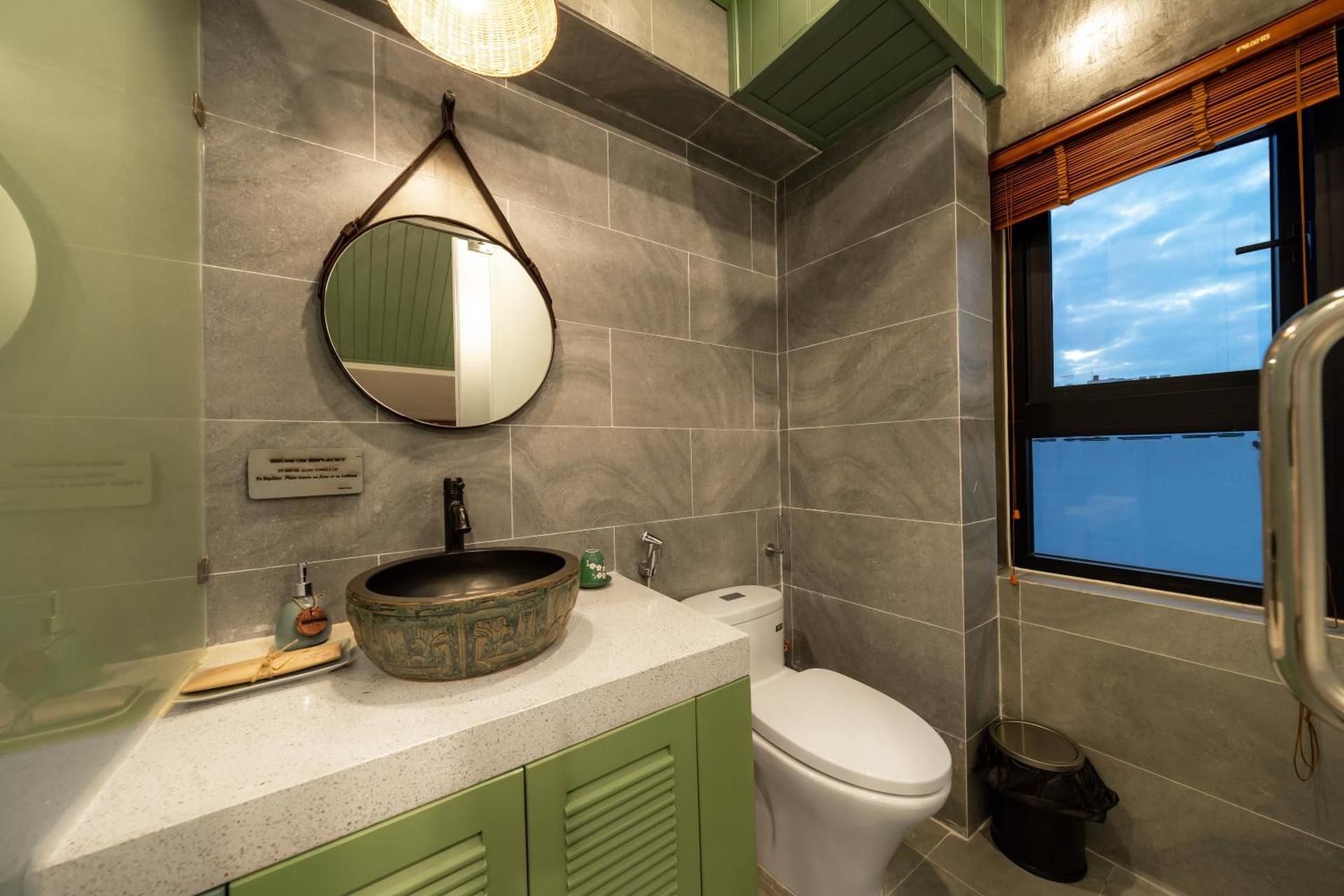 Queen Room with Balcony