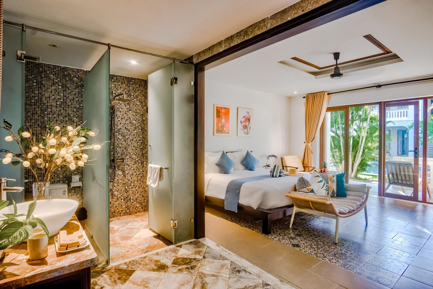 Deluxe Double Room Pool View